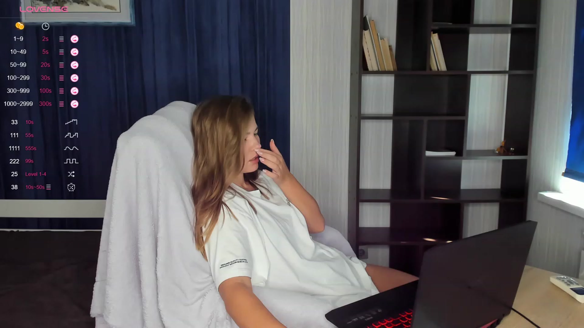 Gallery image thumbnail from kimbasin's myfreecams stream on, 08/22/2023, 10:23 image 19 of 20