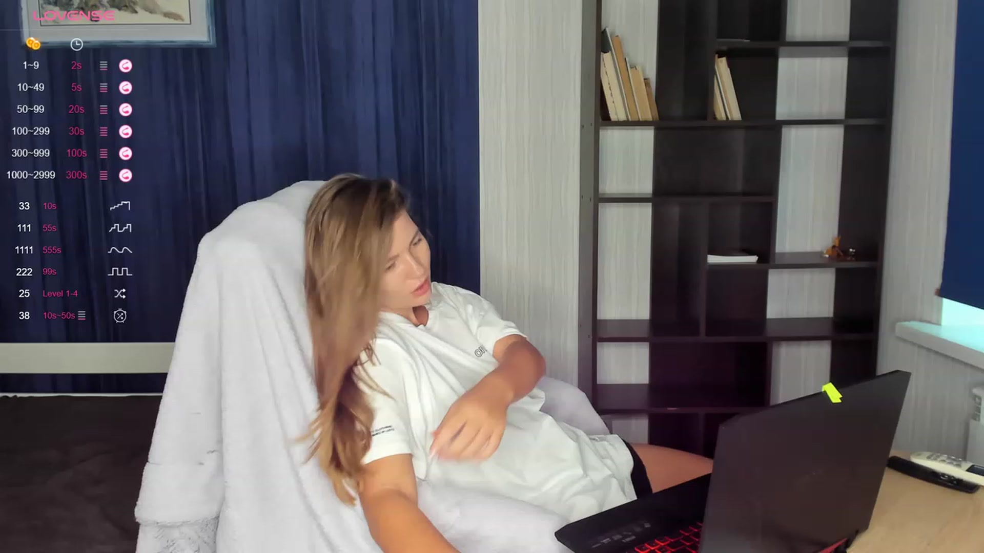 Gallery image thumbnail from kimbasin's myfreecams stream on, 08/22/2023, 14:07 image 18 of 20
