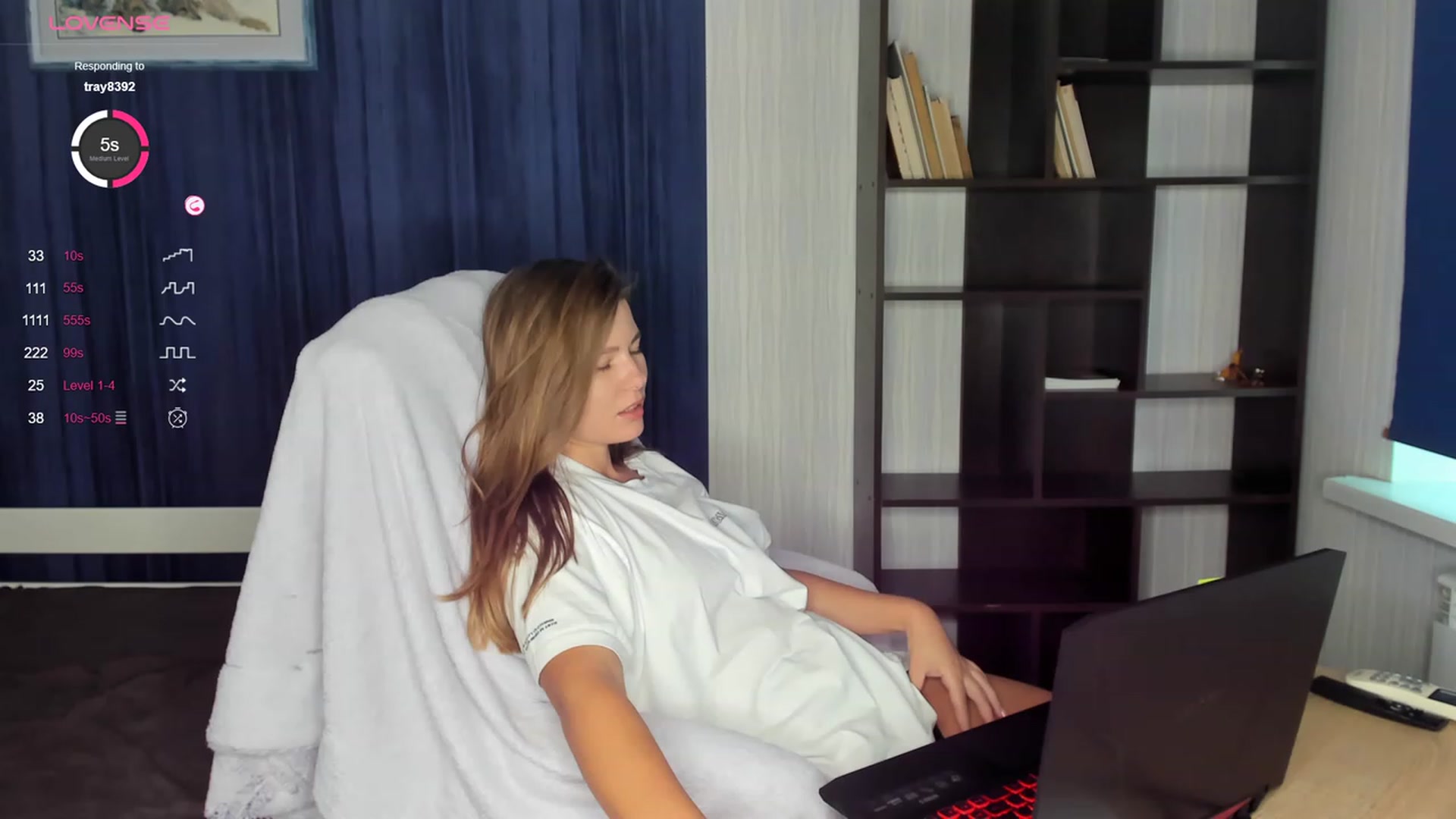 Gallery image thumbnail from kimbasin's myfreecams stream on, 08/22/2023, 14:07 image 11 of 20