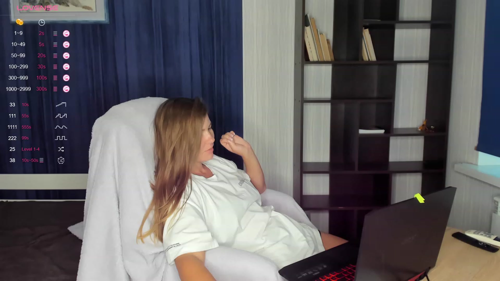 Gallery image thumbnail from kimbasin's myfreecams stream on, 08/22/2023, 15:58 image 19 of 20