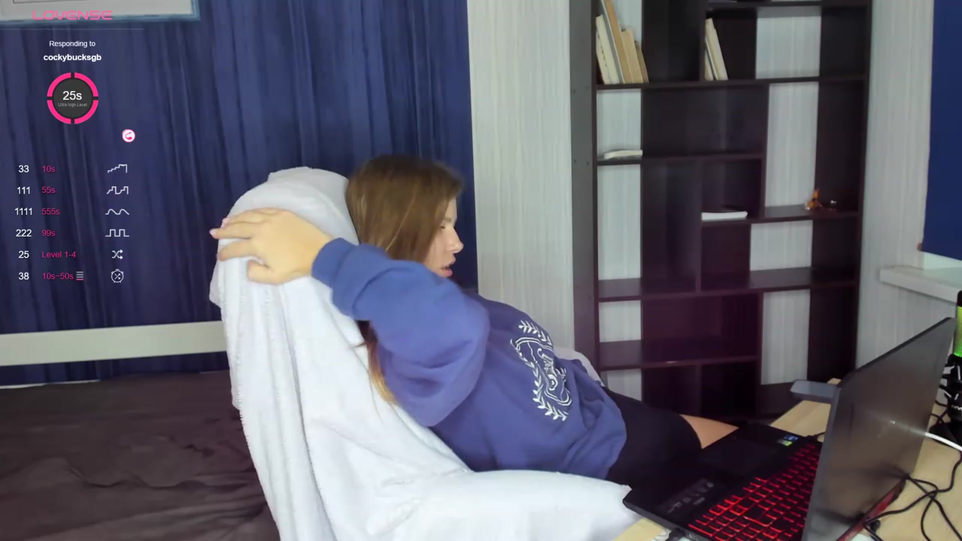 Gallery image thumbnail from kimbasin's myfreecams stream on, 09/28/2023, 15:39 image 19 of 20