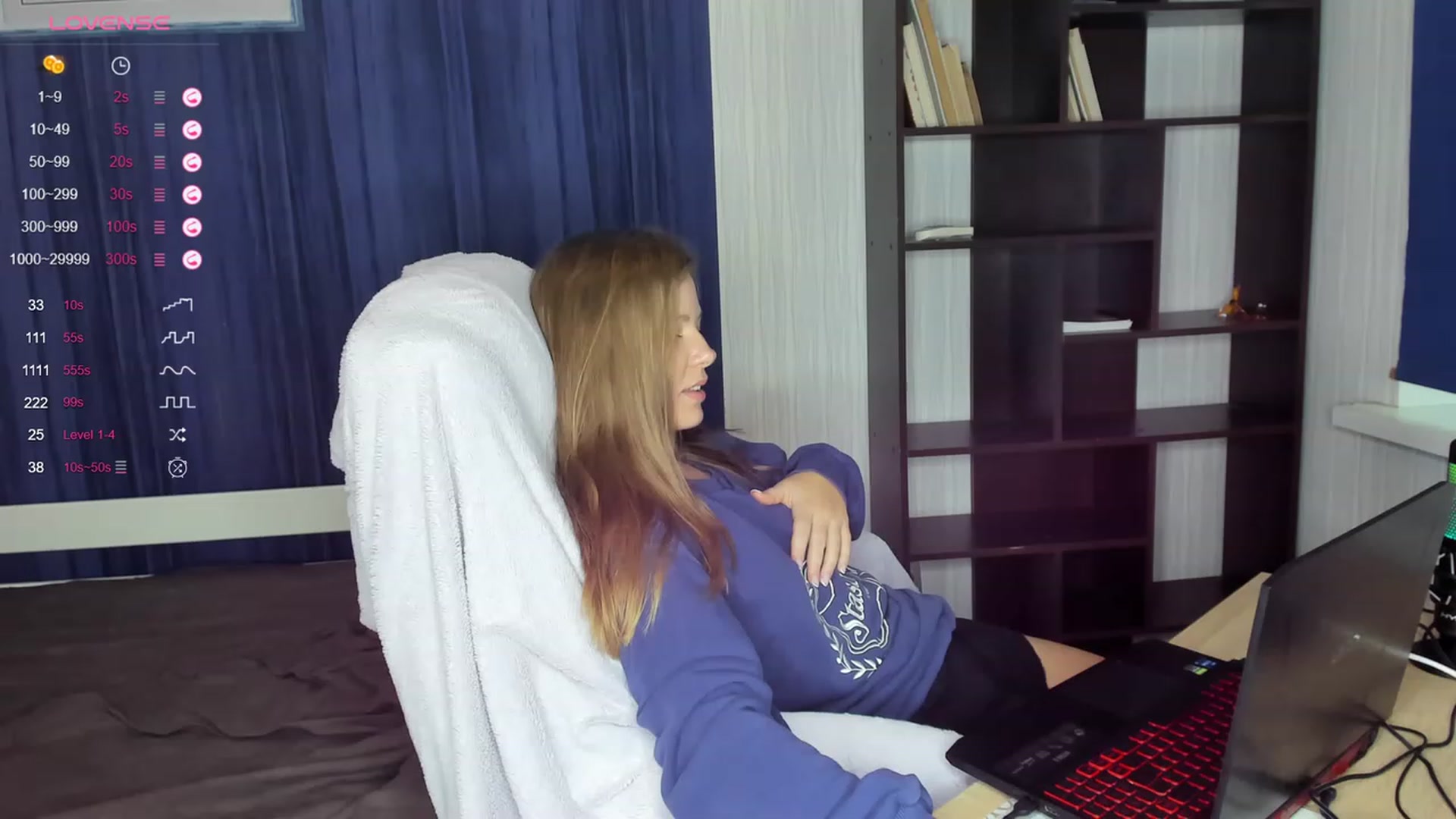 Gallery image thumbnail from kimbasin's myfreecams stream on, 09/28/2023, 15:39 image 15 of 20