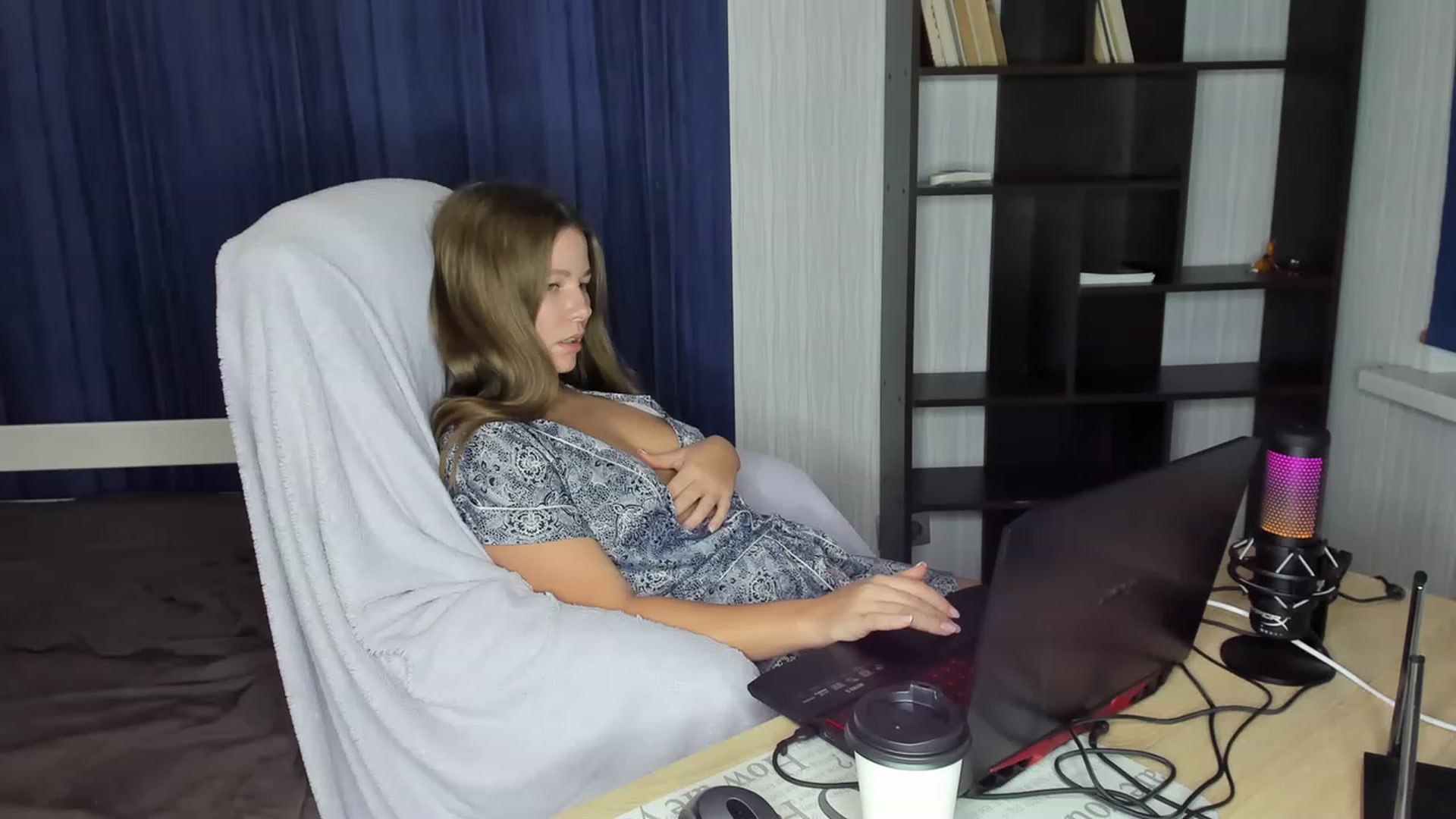 Gallery image thumbnail from kimbasin's myfreecams stream on, 09/30/2023, 16:29 image 11 of 20