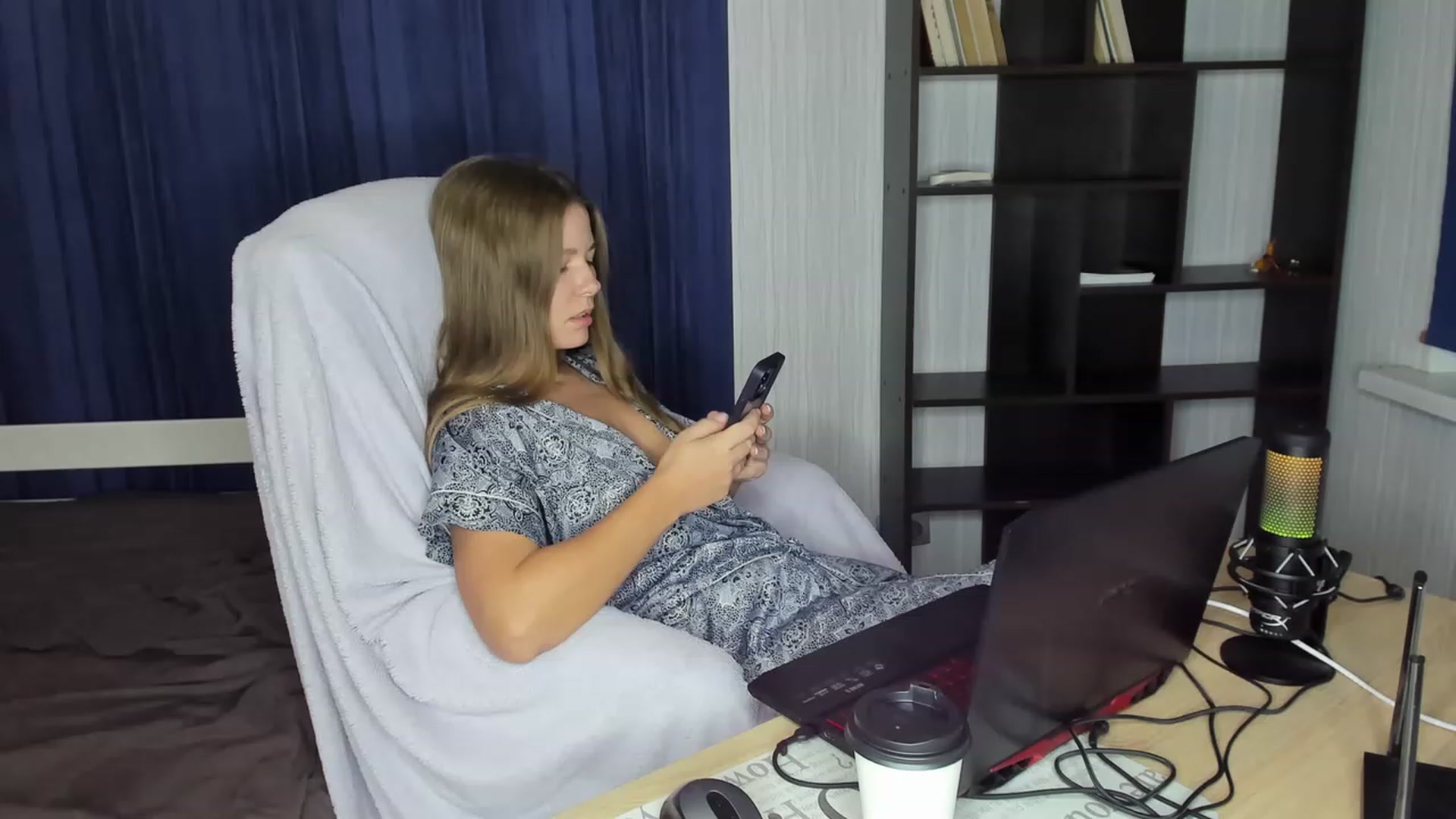 Gallery image thumbnail from kimbasin's myfreecams stream on, 09/30/2023, 16:29 image 7 of 20