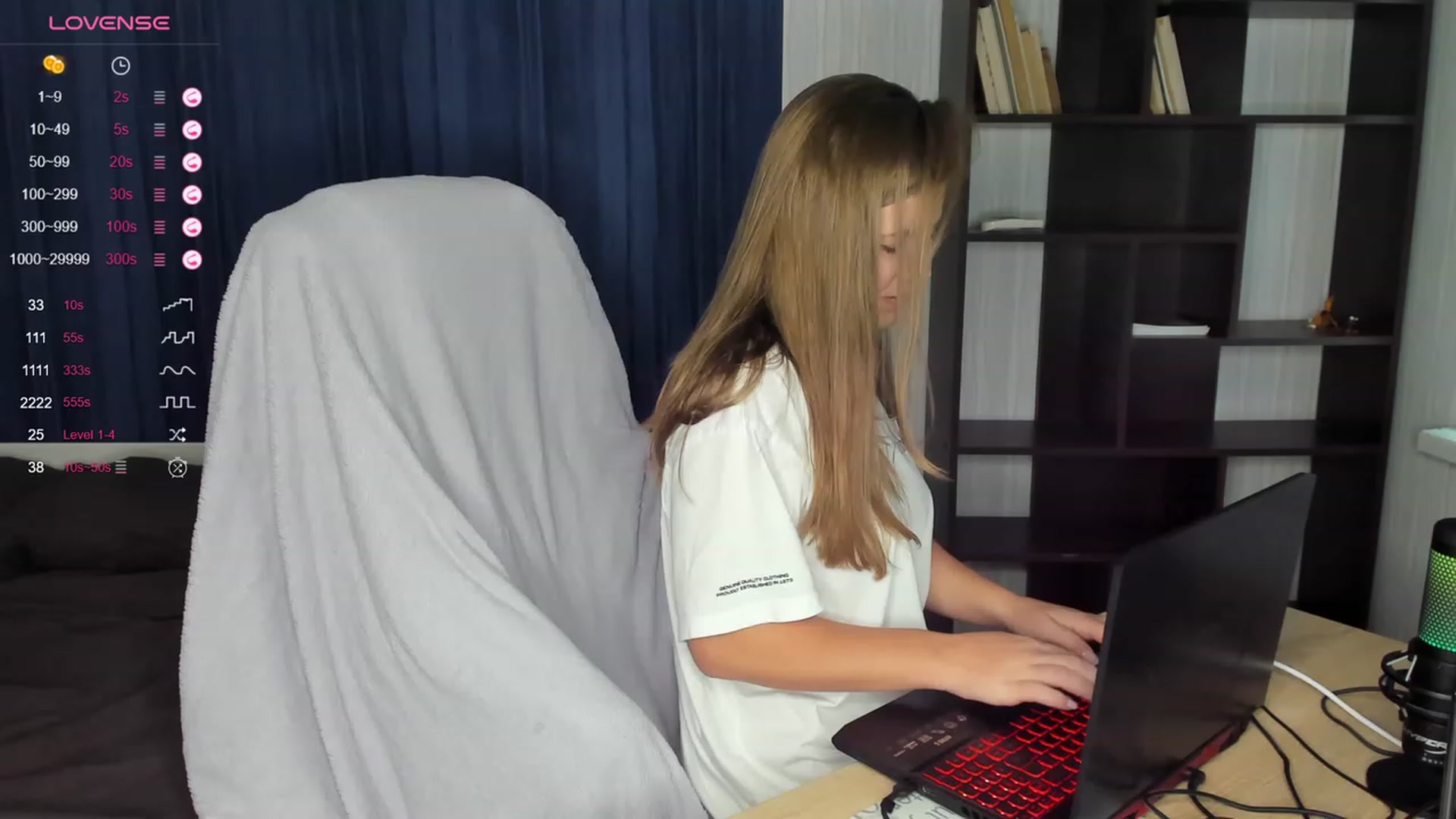 Gallery image thumbnail from kimbasin's myfreecams stream on, 10/05/2023, 09:15 image 17 of 20