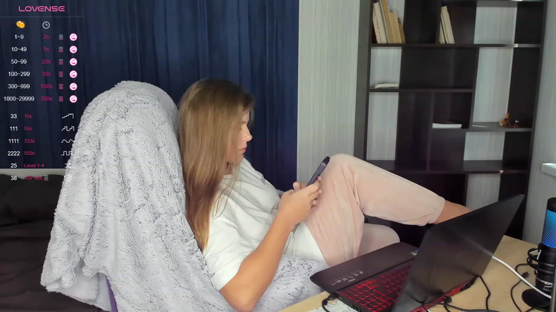 Gallery image thumbnail from kimbasin's myfreecams stream on, 10/05/2023, 11:24 image 9 of 20