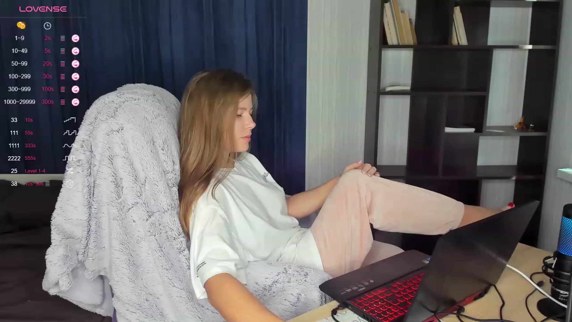 Gallery image thumbnail from kimbasin's myfreecams stream on, 10/05/2023, 11:24 image 6 of 20