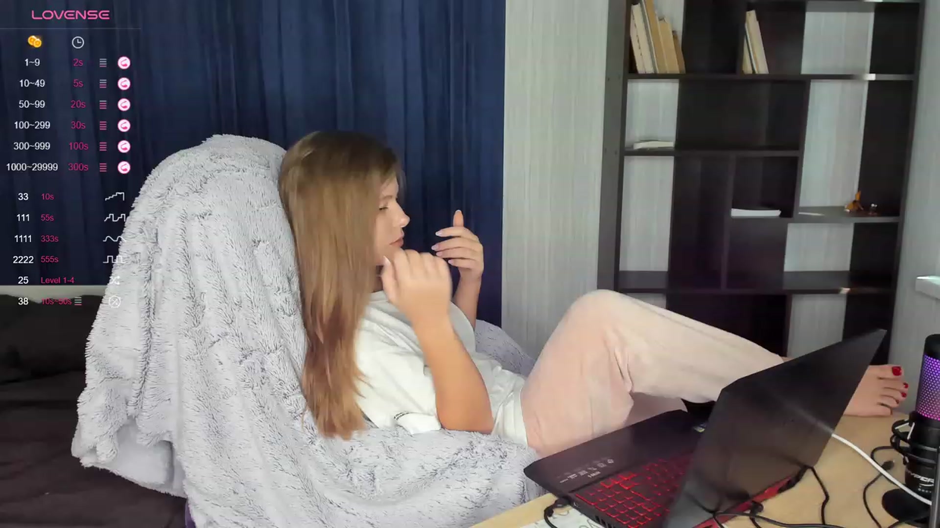 Gallery image thumbnail from kimbasin's myfreecams stream on, 10/05/2023, 11:24 image 8 of 20