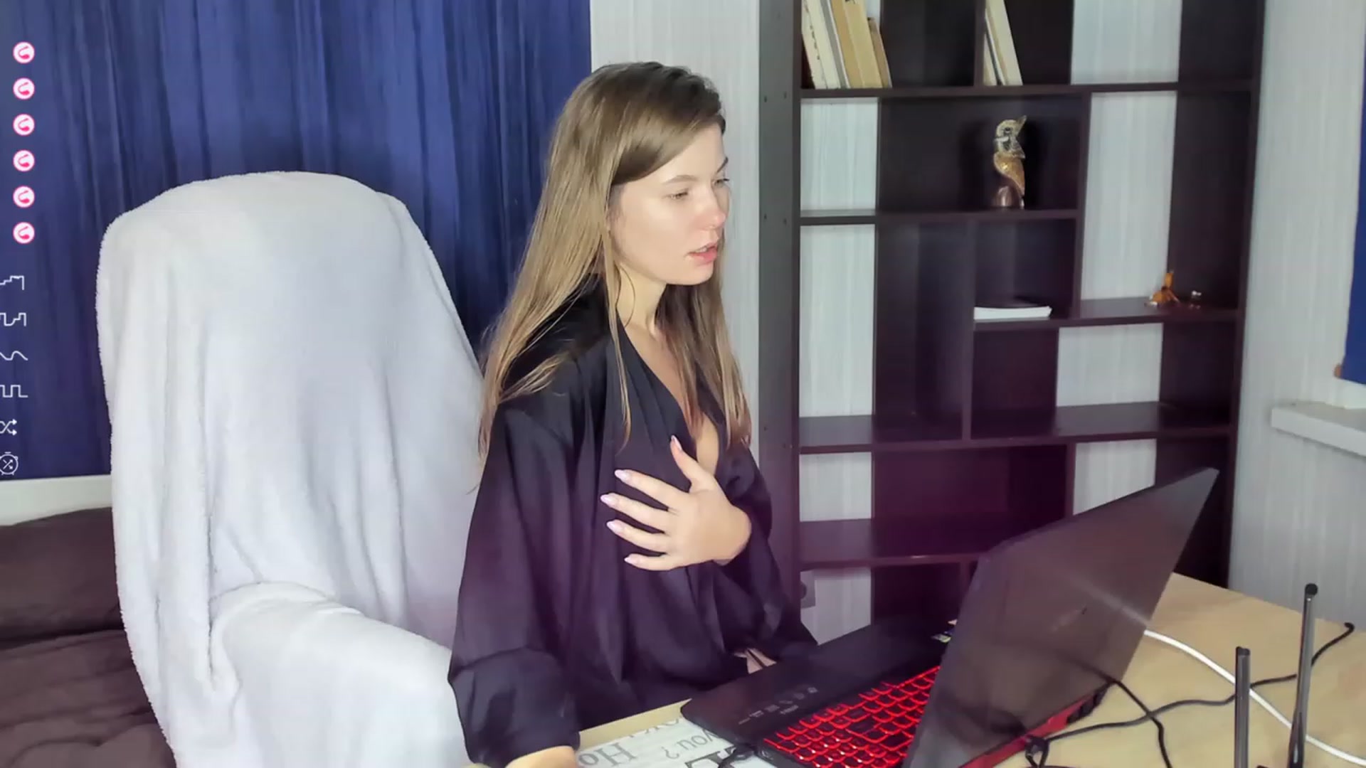 Gallery image thumbnail from kimbasin's myfreecams stream on, 11/01/2023, 20:37 image 12 of 20