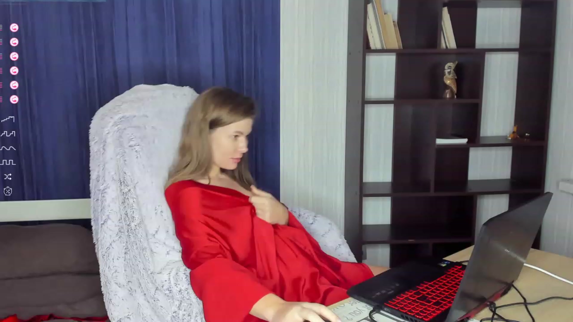Gallery image thumbnail from kimbasin's myfreecams stream on, 11/22/2023, 15:36 image 1 of 20