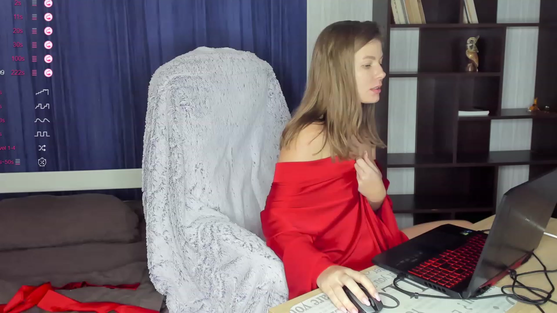 Gallery image thumbnail from kimbasin's myfreecams stream on, 11/22/2023, 15:36 image 16 of 20
