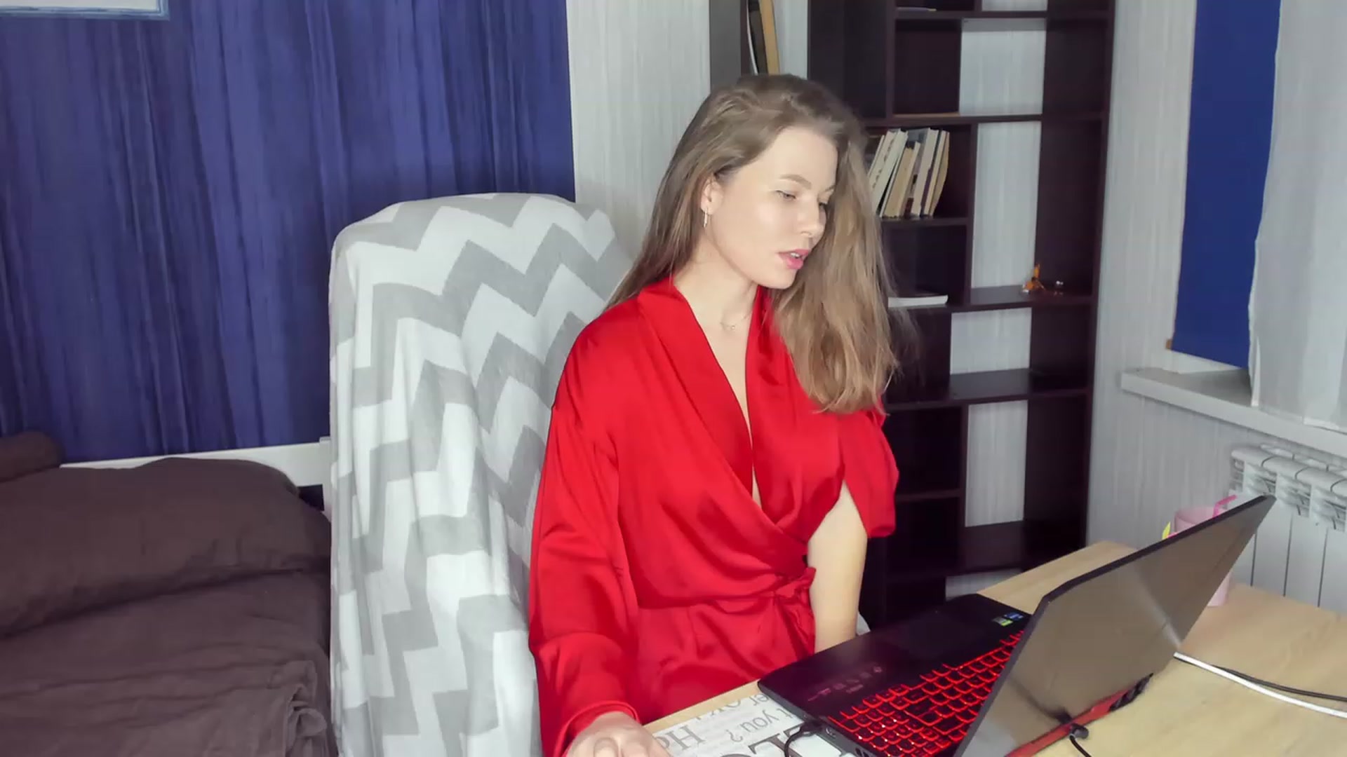 Gallery image thumbnail from kimbasin's myfreecams stream on, 12/16/2023, 17:17 image 17 of 20