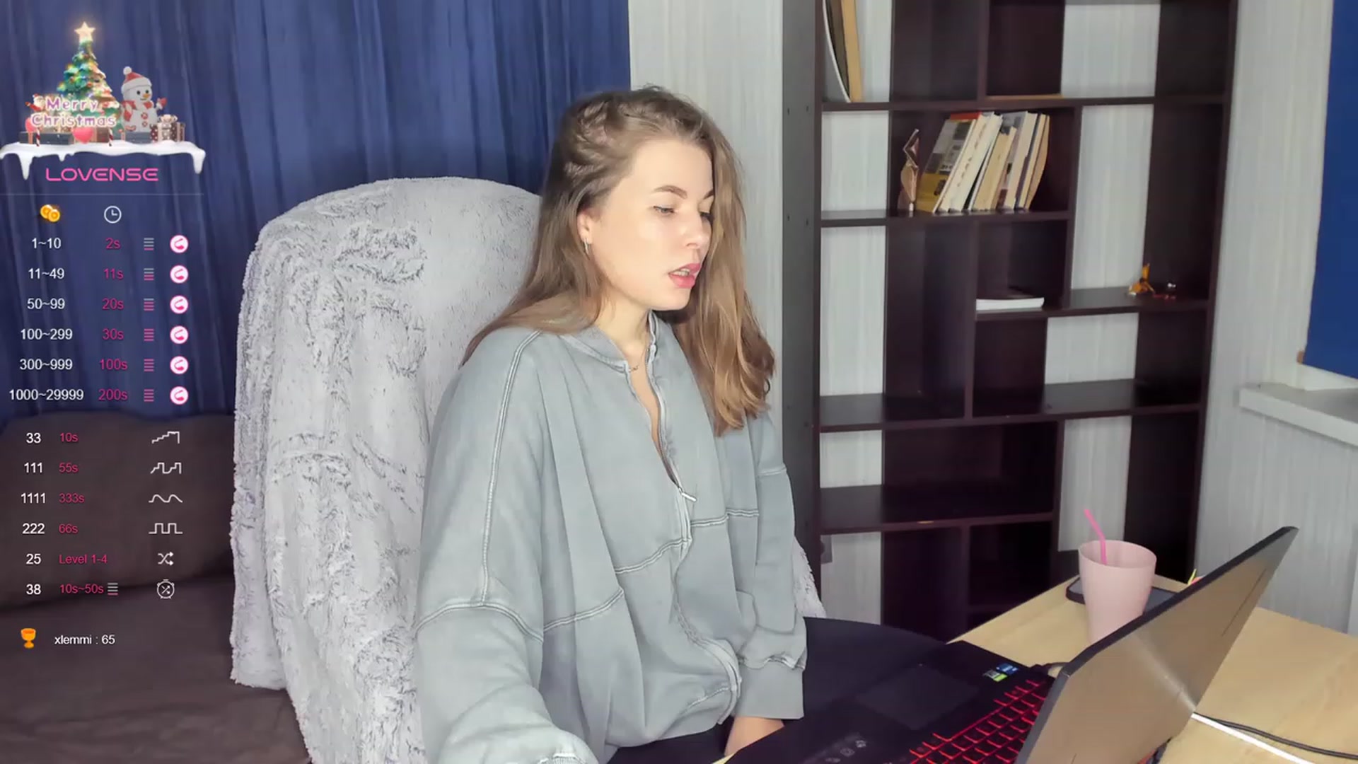 Gallery image thumbnail from kimbasin's myfreecams stream on, 12/22/2023, 14:58 image 8 of 20