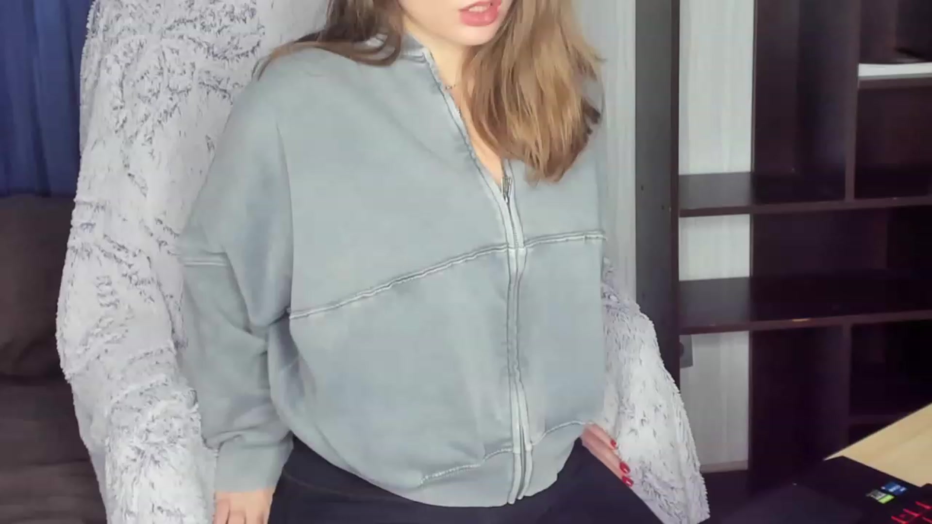 Gallery image thumbnail from kimbasin's myfreecams stream on, 12/22/2023, 14:58 image 17 of 20
