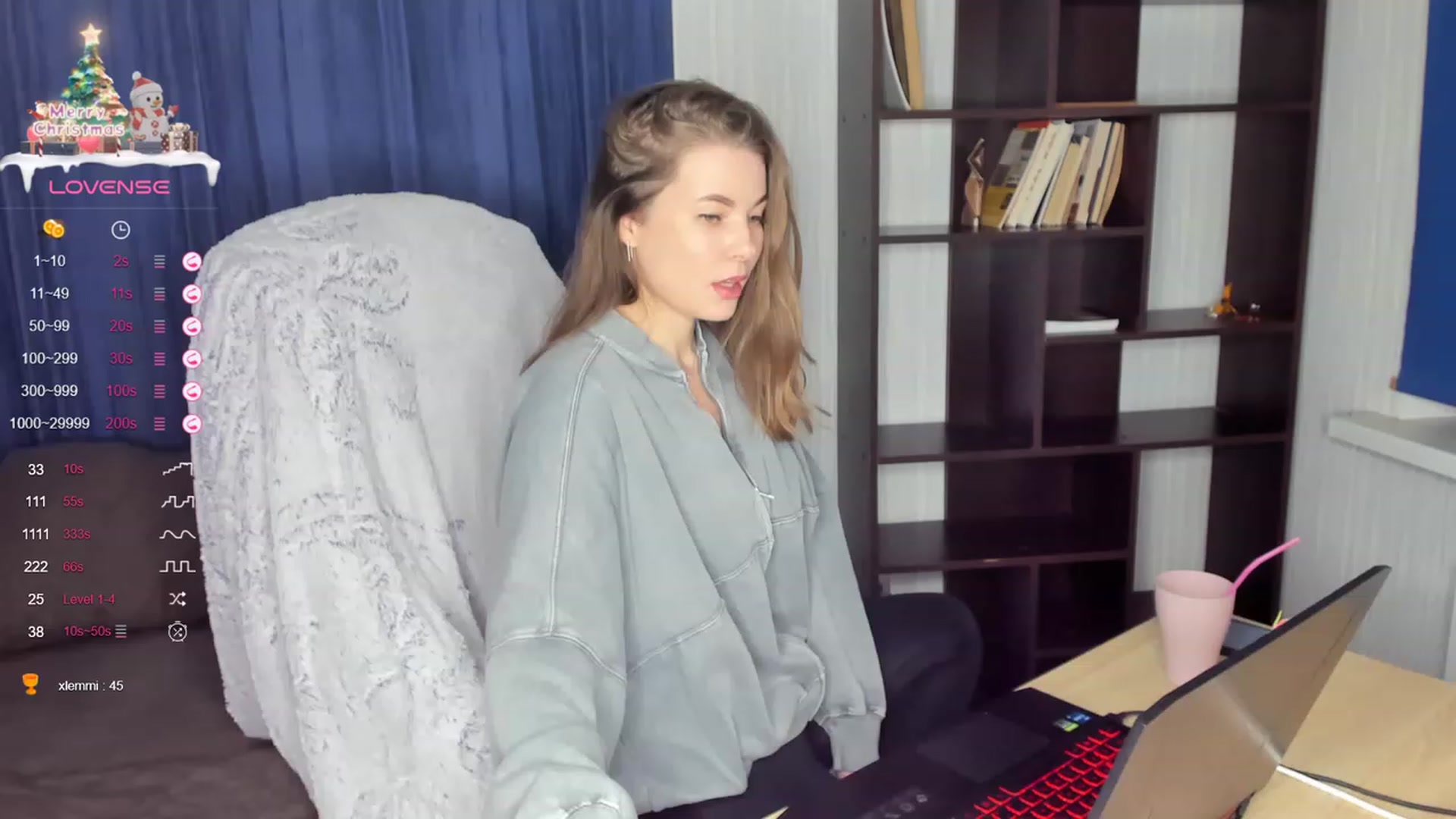 Gallery image thumbnail from kimbasin's myfreecams stream on, 12/22/2023, 14:58 image 4 of 20