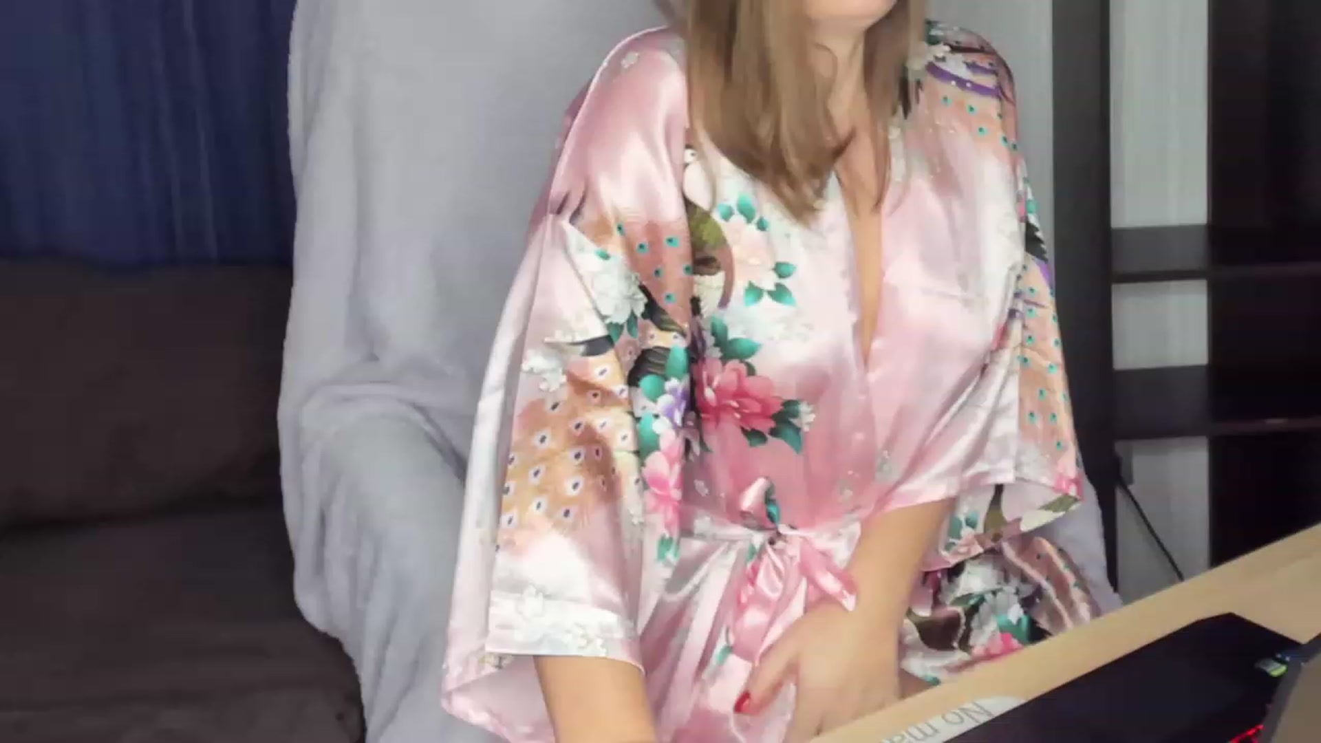 Gallery image thumbnail from kimbasin's myfreecams stream on, 12/23/2023, 20:22 image 3 of 20