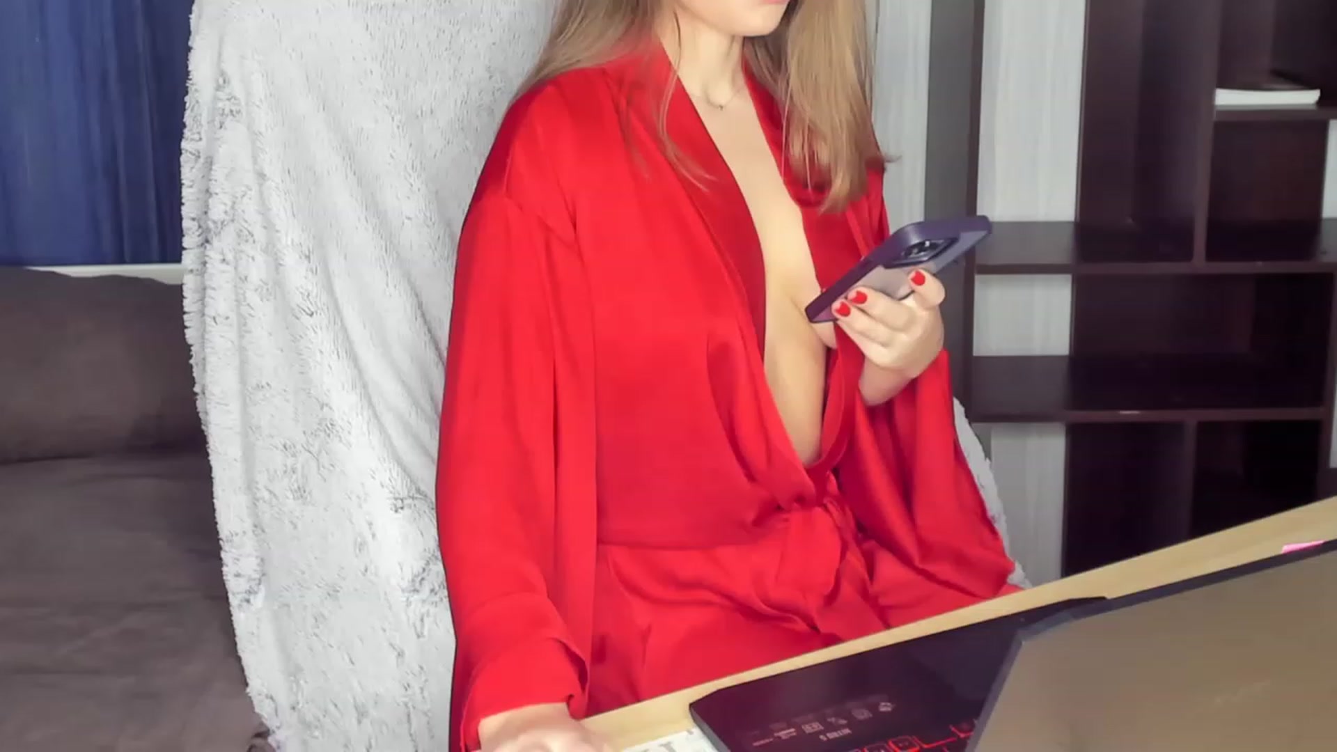 Gallery image thumbnail from kimbasin's myfreecams stream on, 12/25/2023, 15:24 image 2 of 20