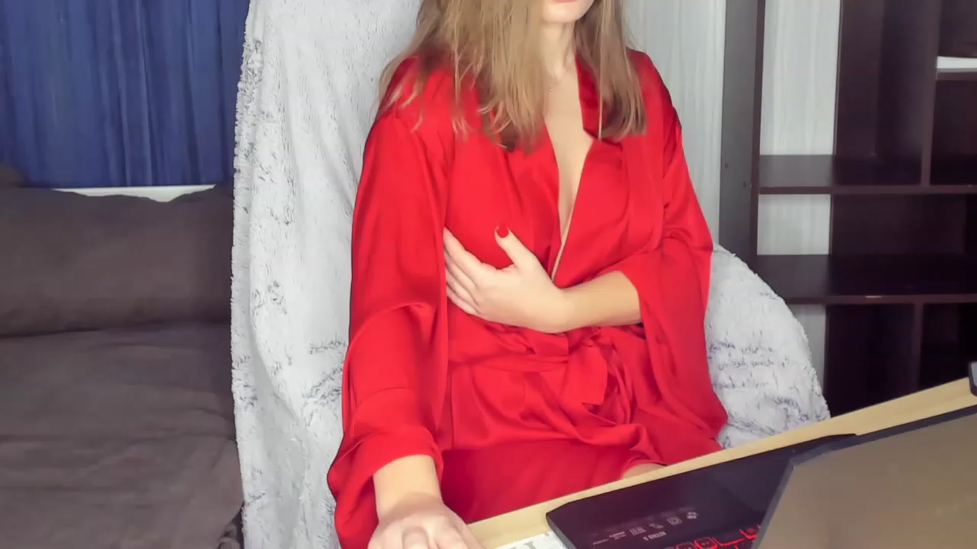 Gallery image thumbnail from kimbasin's myfreecams stream on, 12/25/2023, 15:24 image 15 of 20