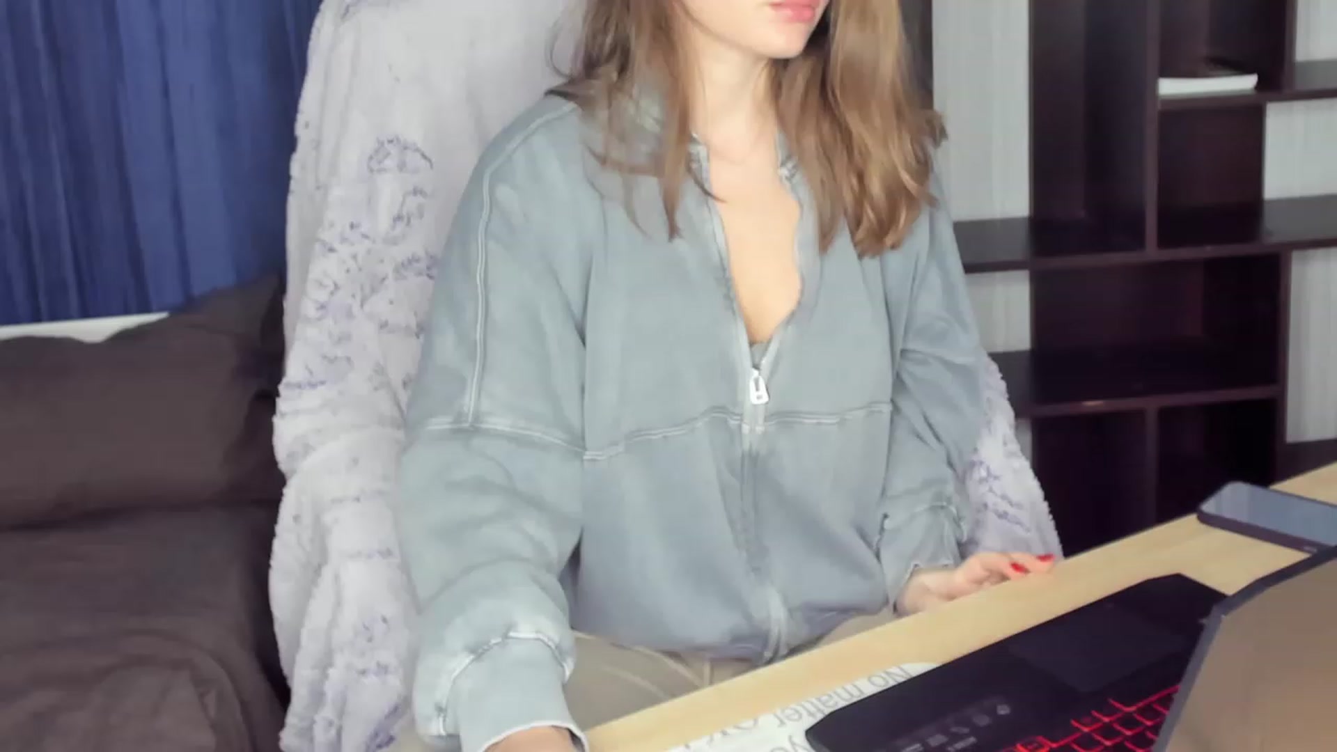 Gallery image thumbnail from kimbasin's myfreecams stream on, 12/26/2023, 17:32 image 6 of 20