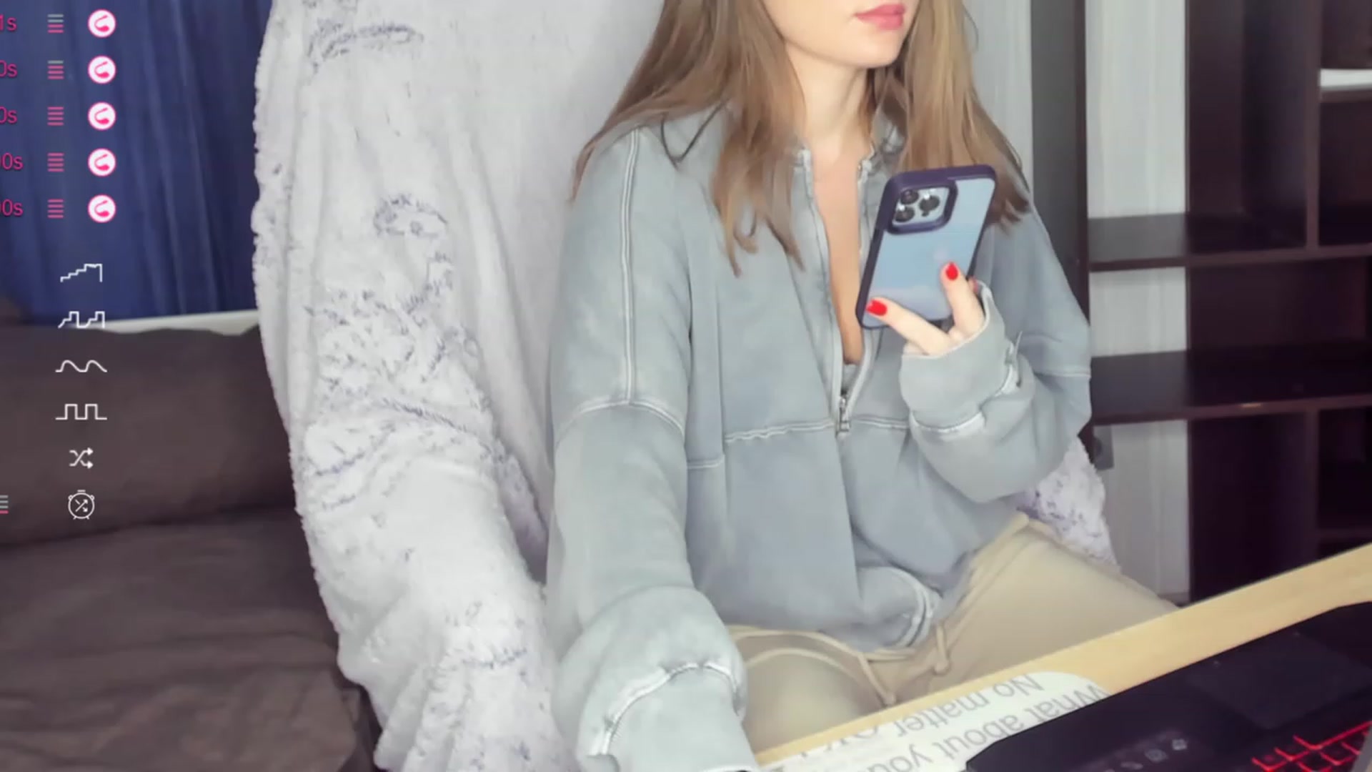 Gallery image thumbnail from kimbasin's myfreecams stream on, 12/26/2023, 18:34 image 13 of 20
