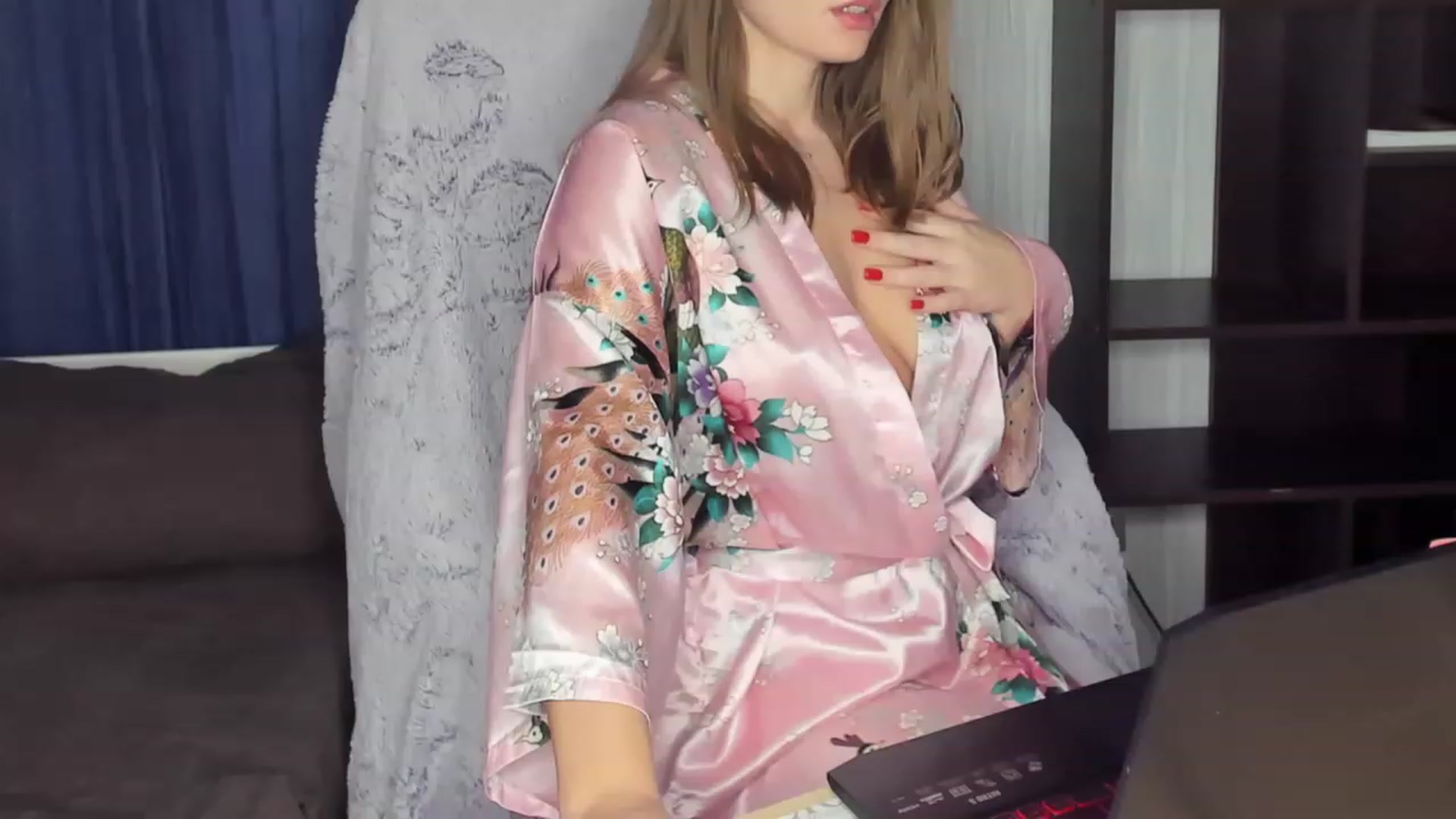 Gallery image thumbnail from kimbasin's myfreecams stream on, 12/30/2023, 20:08 image 14 of 20