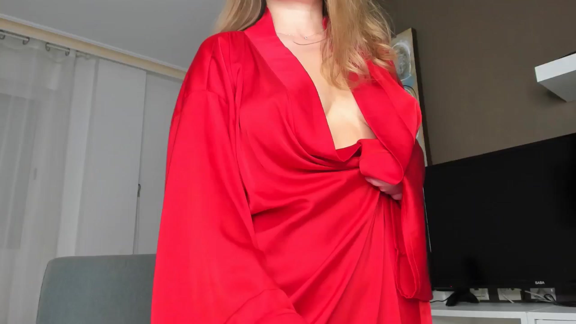 Gallery image thumbnail from kimbasin's myfreecams stream on, 05/06/2024, 22:46 image 11 of 20