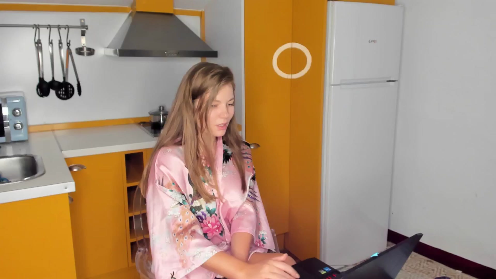 Gallery image thumbnail from kimbasin's myfreecams stream on, 06/16/2024, 19:26 image 20 of 20