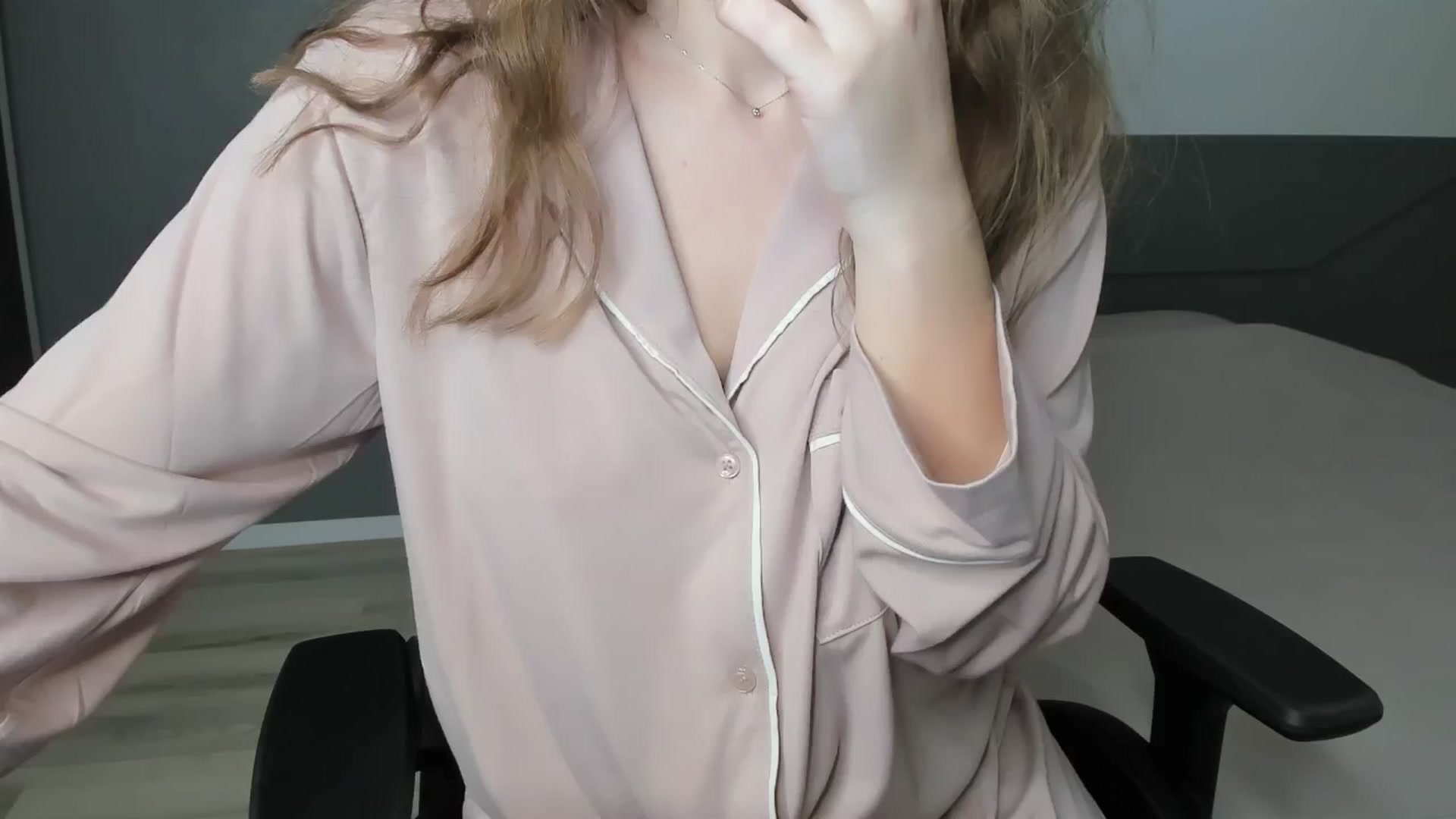 Gallery image thumbnail from kimbasin's myfreecams stream on, 12/10/2024, 16:24 image 19 of 20