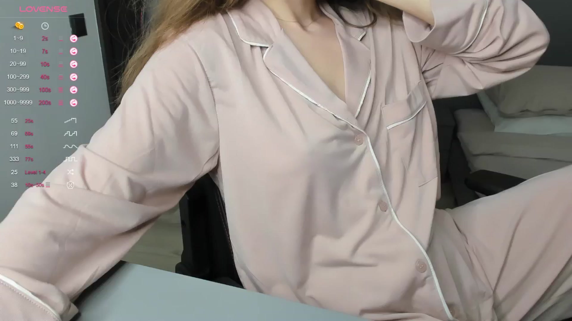 Gallery image thumbnail from kimbasin's myfreecams stream on, 12/26/2024, 20:21 image 10 of 20