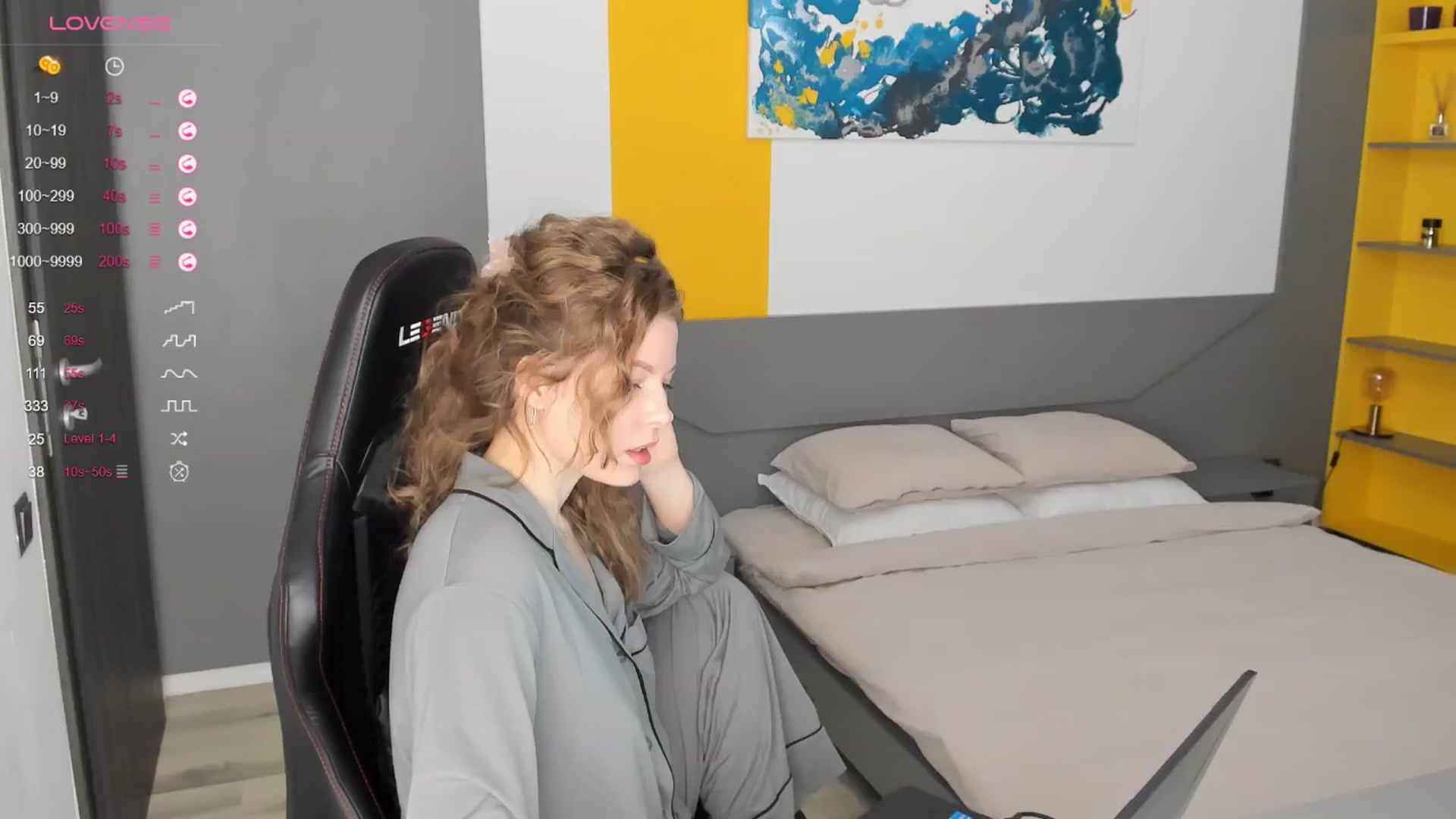 Gallery image thumbnail from kimbasin's myfreecams stream on, 12/27/2024, 15:29 image 3 of 20