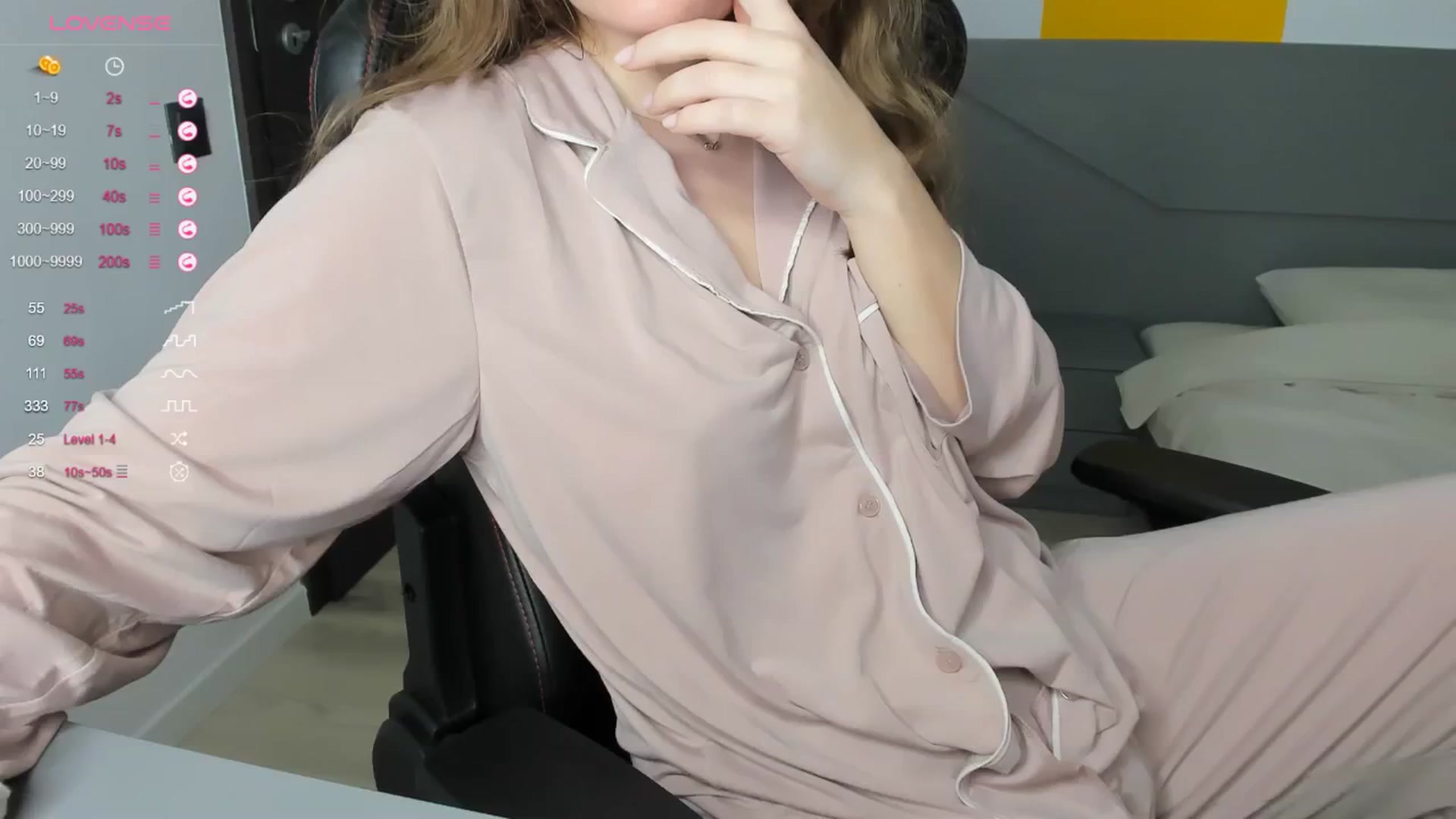 Gallery image thumbnail from kimbasin's myfreecams stream on, 12/29/2024, 22:16 image 8 of 20