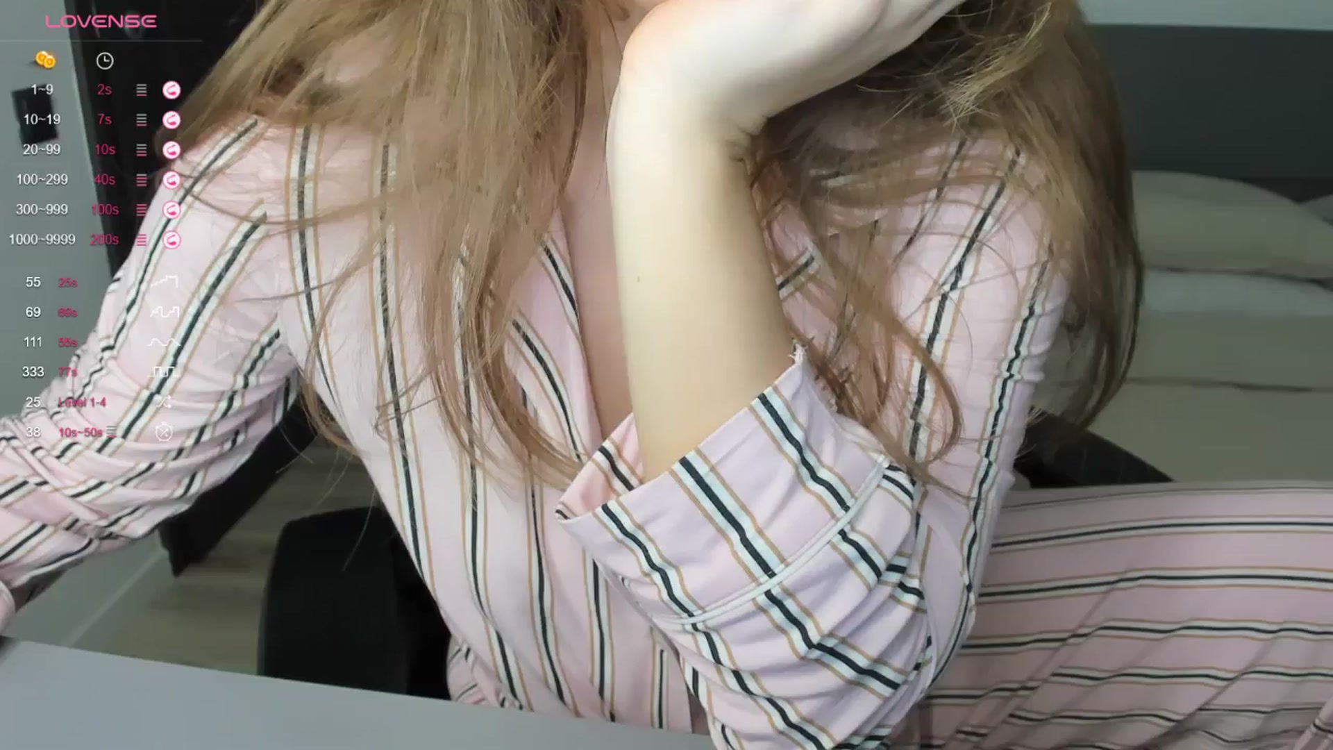 Gallery image thumbnail from kimbasin's myfreecams stream on, 01/01/2025, 24:17 image 20 of 20