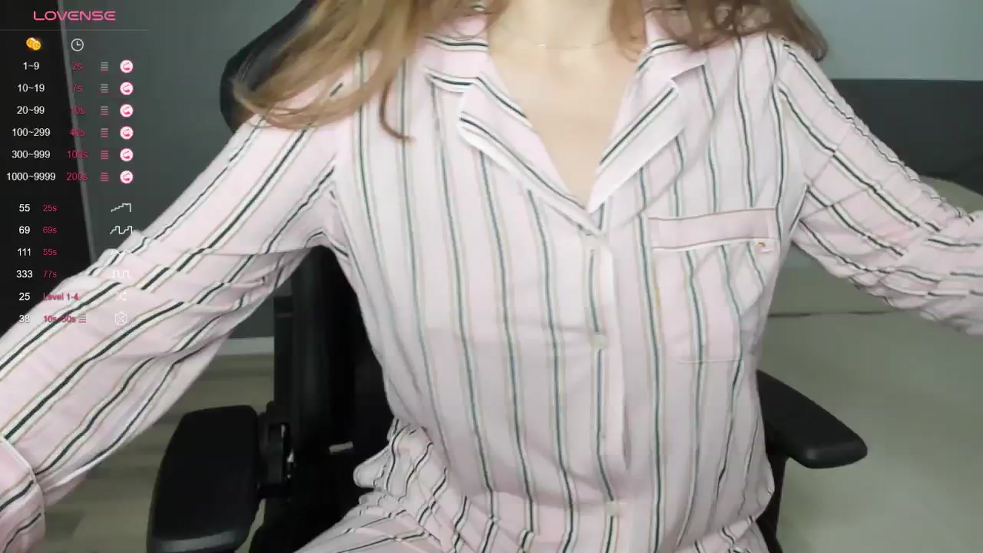 Gallery image thumbnail from kimbasin's myfreecams stream on, 01/01/2025, 24:17 image 14 of 20