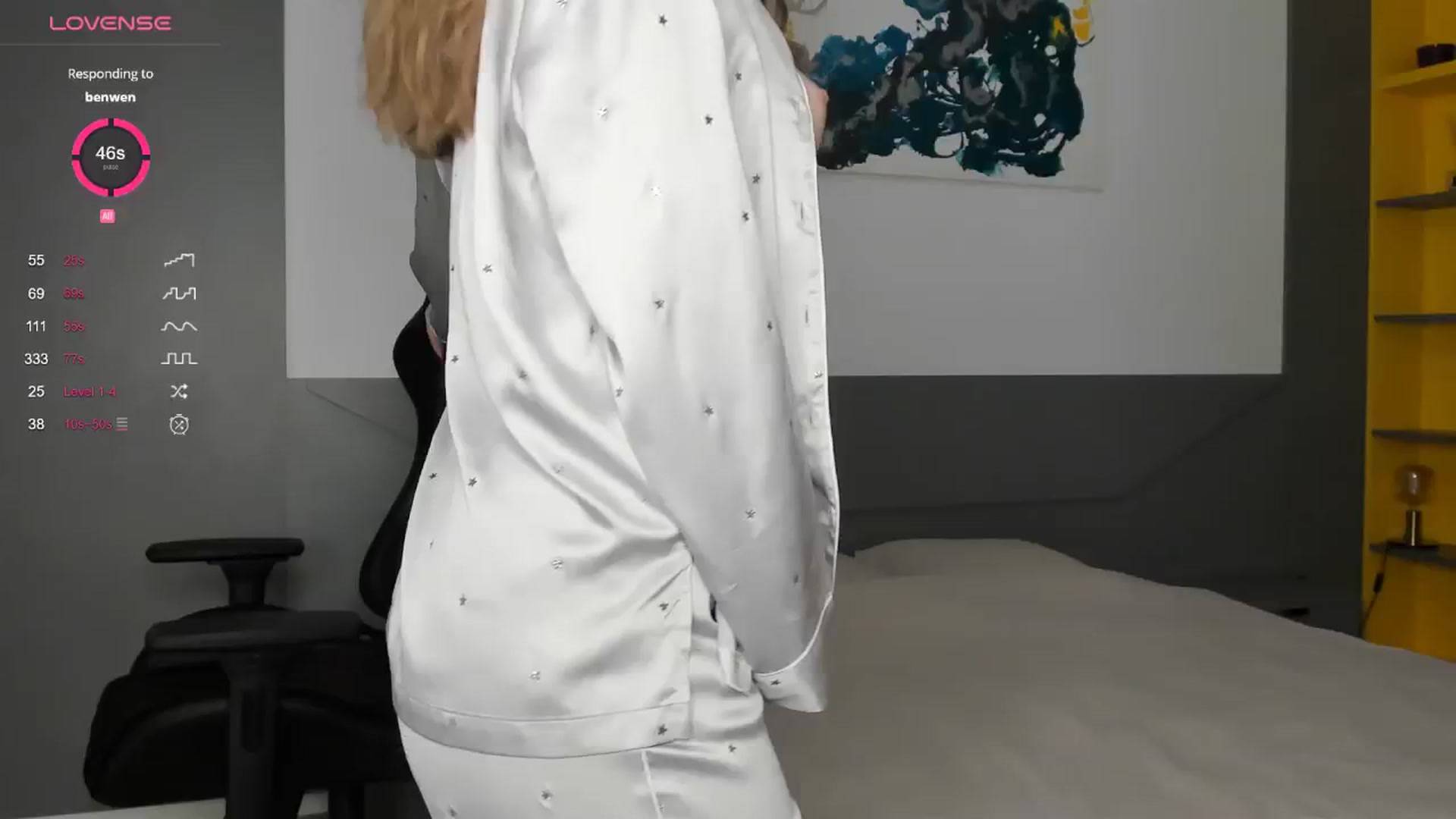 Gallery image thumbnail from kimbasin's myfreecams stream on, 01/04/2025, 20:11 image 8 of 20