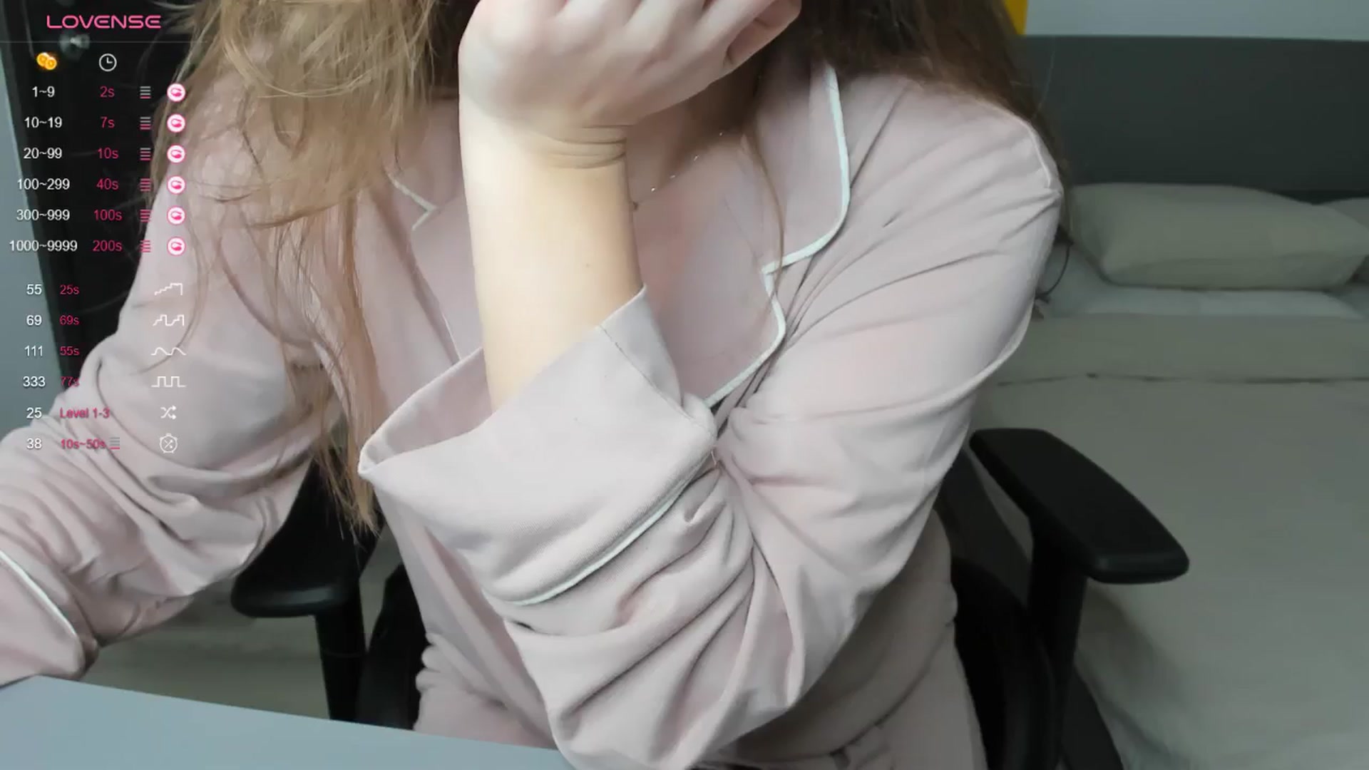 Gallery image thumbnail from kimbasin's myfreecams stream on, 01/20/2025, 17:05 image 20 of 20