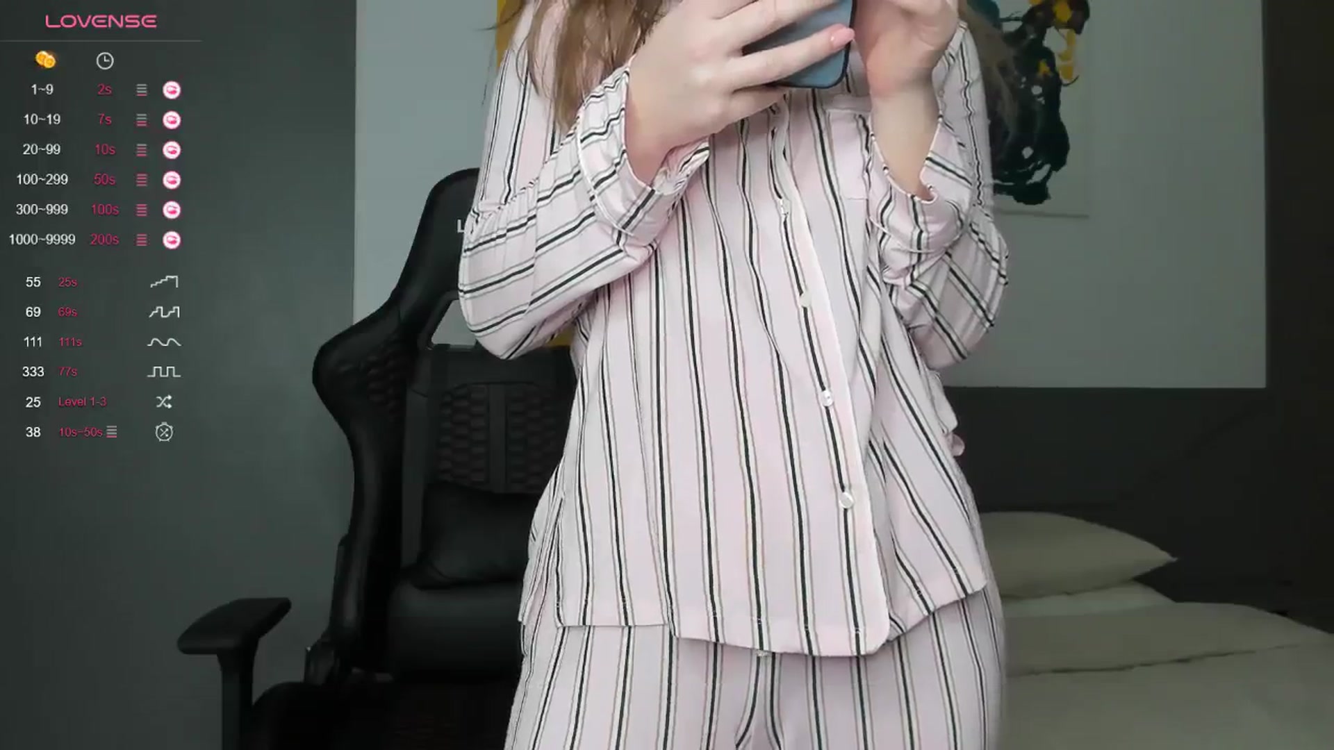 Gallery image thumbnail from kimbasin's myfreecams stream on, 01/21/2025, 14:37 image 6 of 20