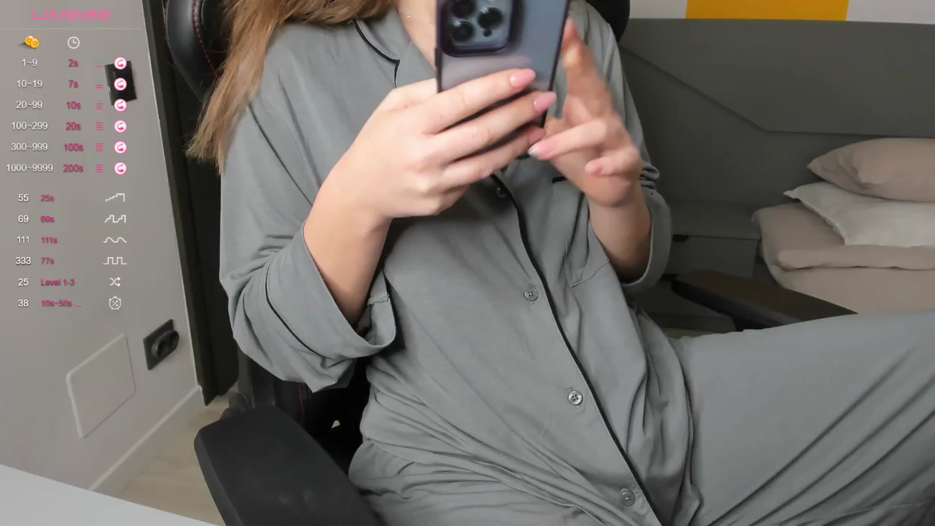 Gallery image thumbnail from kimbasin's myfreecams stream on, 01/29/2025, 14:29 image 9 of 20