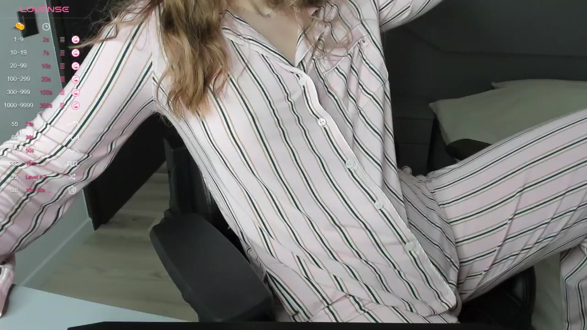 Gallery image thumbnail from kimbasin's myfreecams stream on, 02/02/2025, 14:50 image 10 of 20