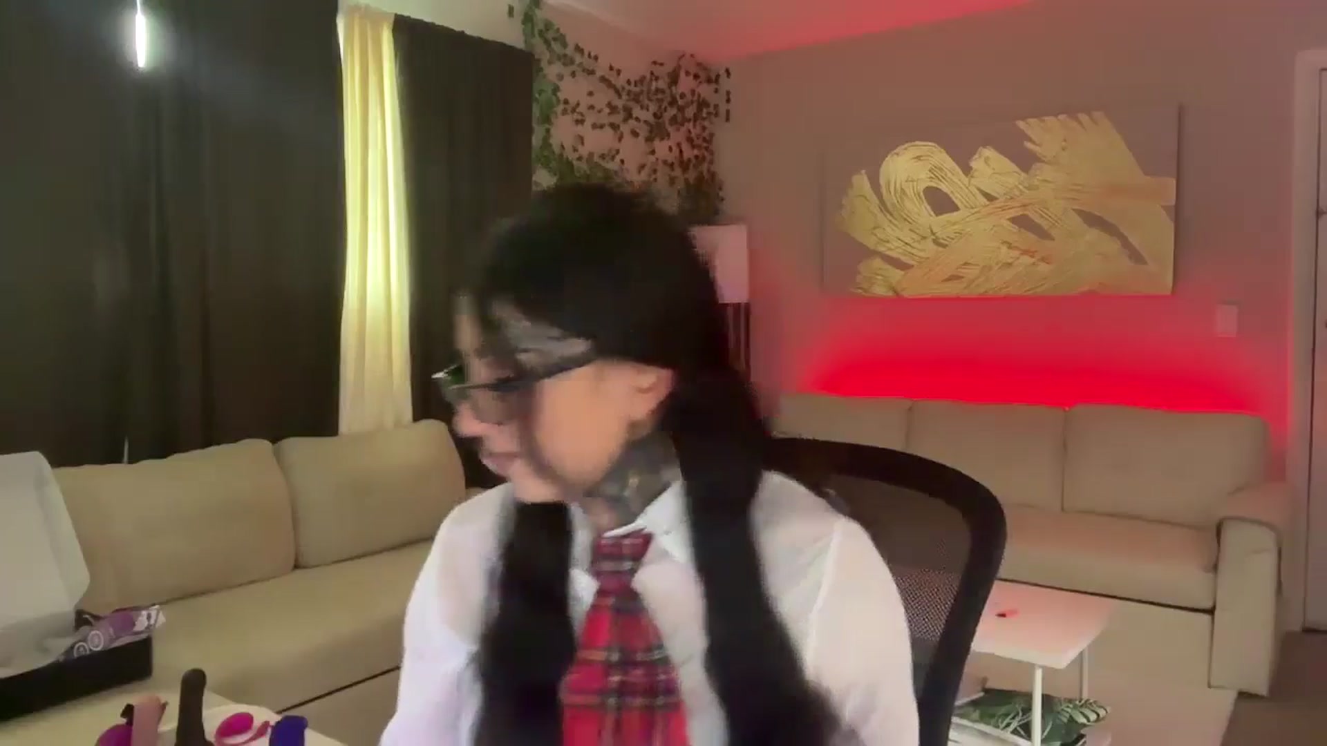 Gallery image thumbnail from kimoralove28's myfreecams stream on, 06/11/2025, 12:17 image 14 of 20