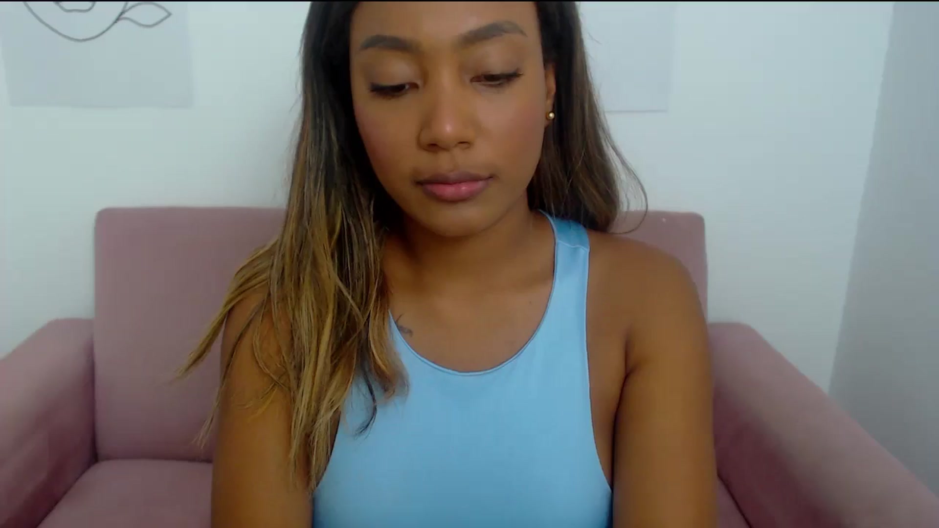 Gallery image thumbnail from kinky_alexa's myfreecams stream on, 12/24/2023, 22:00 image 3 of 20