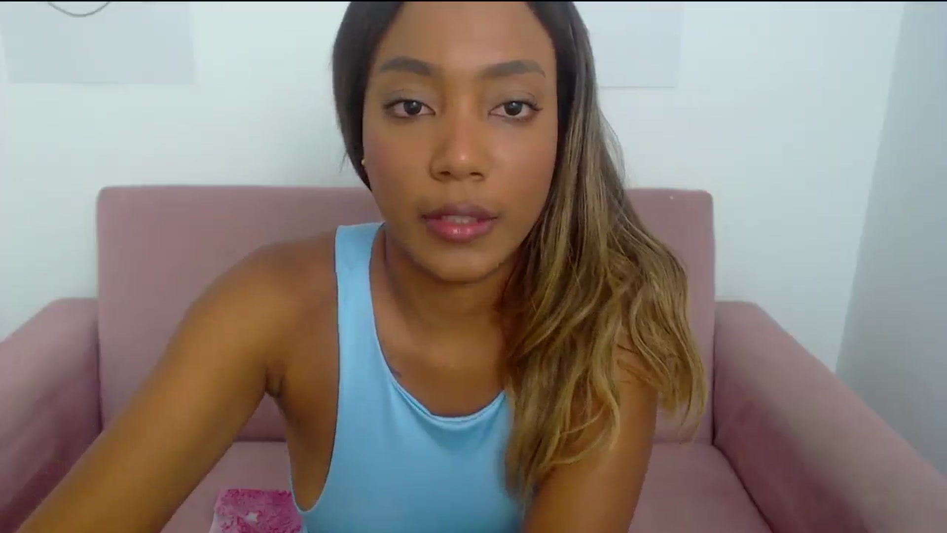 Gallery image thumbnail from kinky_alexa's myfreecams stream on, 12/24/2023, 22:32 image 15 of 20