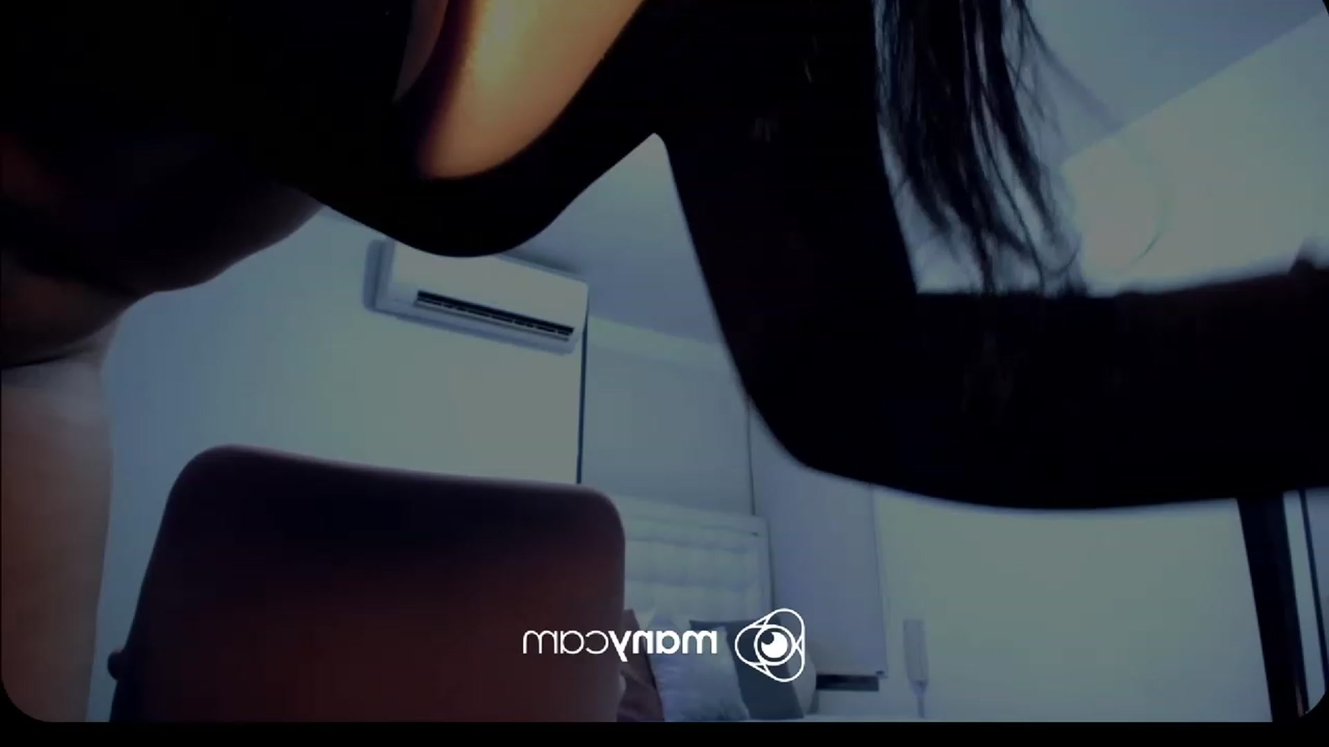 Gallery image thumbnail from kinkyhill's myfreecams stream on, 02/21/2023, 07:06 image 3 of 20