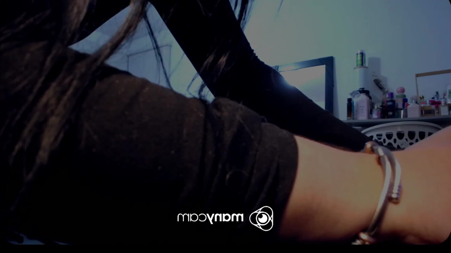 Gallery image thumbnail from kinkyhill's myfreecams stream on, 02/21/2023, 07:15 image 1 of 20
