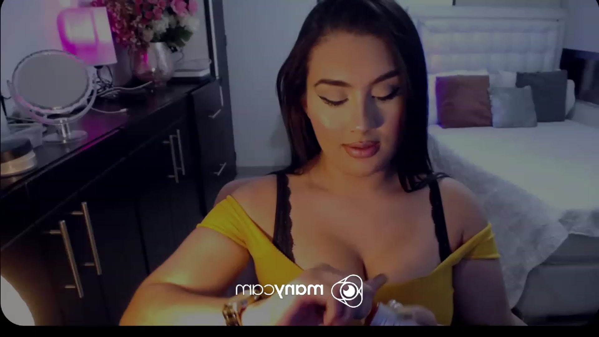 Gallery image thumbnail from kinkyhill's myfreecams stream on, 02/24/2023, 01:09 image 8 of 20
