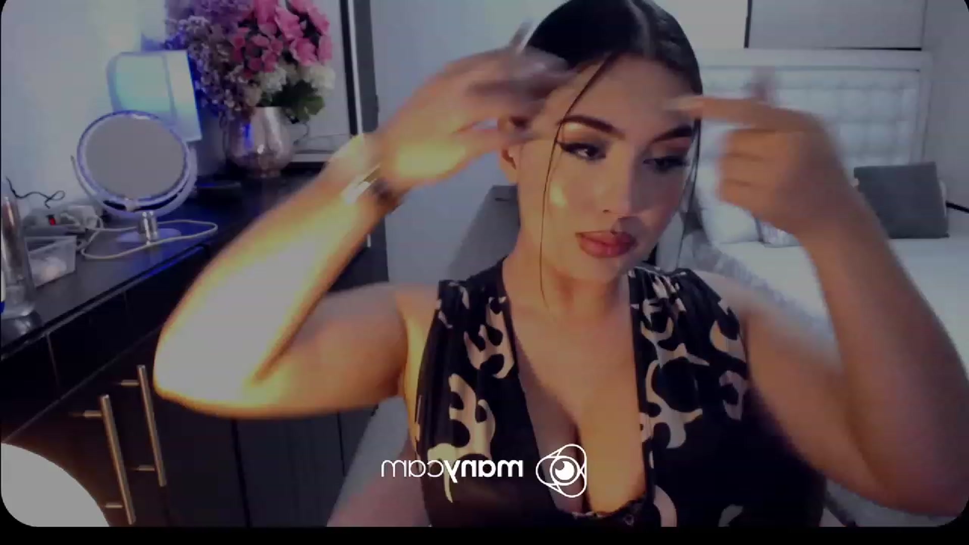 Gallery image thumbnail from kinkyhill's myfreecams stream on, 03/02/2023, 07:13 image 16 of 20