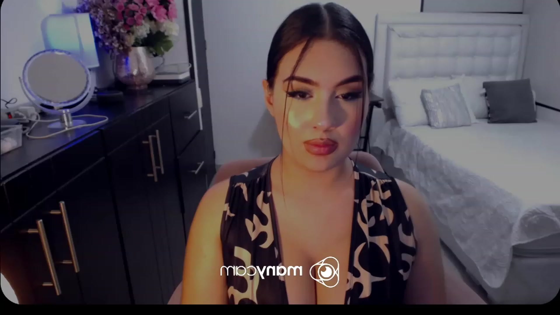 Gallery image thumbnail from kinkyhill's myfreecams stream on, 03/02/2023, 09:01 image 7 of 20