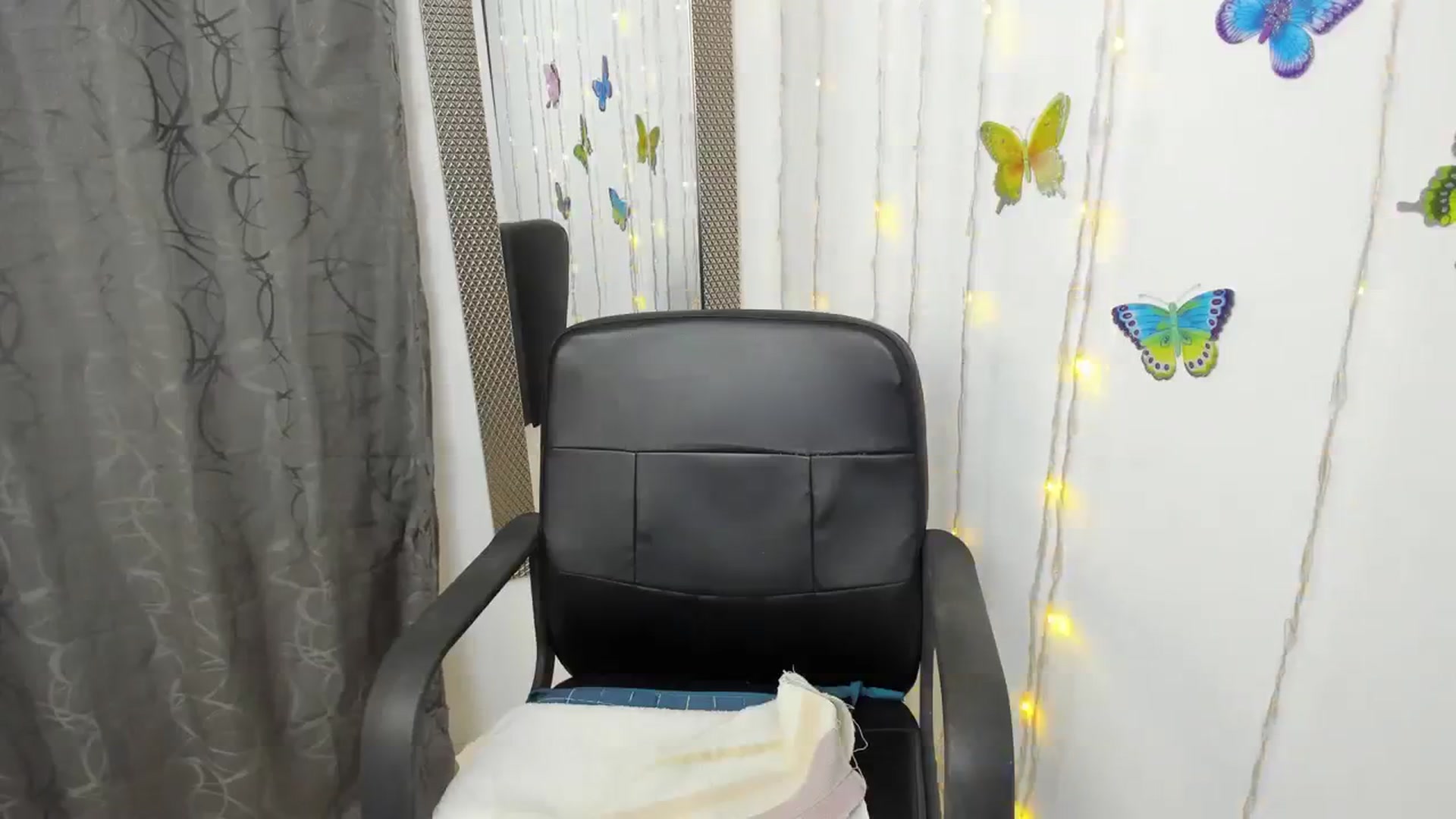 Gallery image thumbnail from kinkytasty's myfreecams stream on, 10/23/2023, 22:15 image 11 of 20