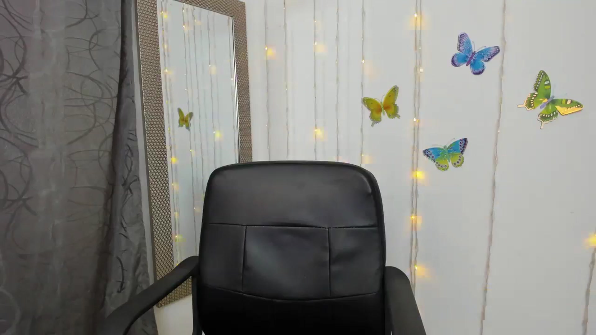 Gallery image thumbnail from kinkytasty's myfreecams stream on, 01/18/2024, 16:10 image 4 of 20
