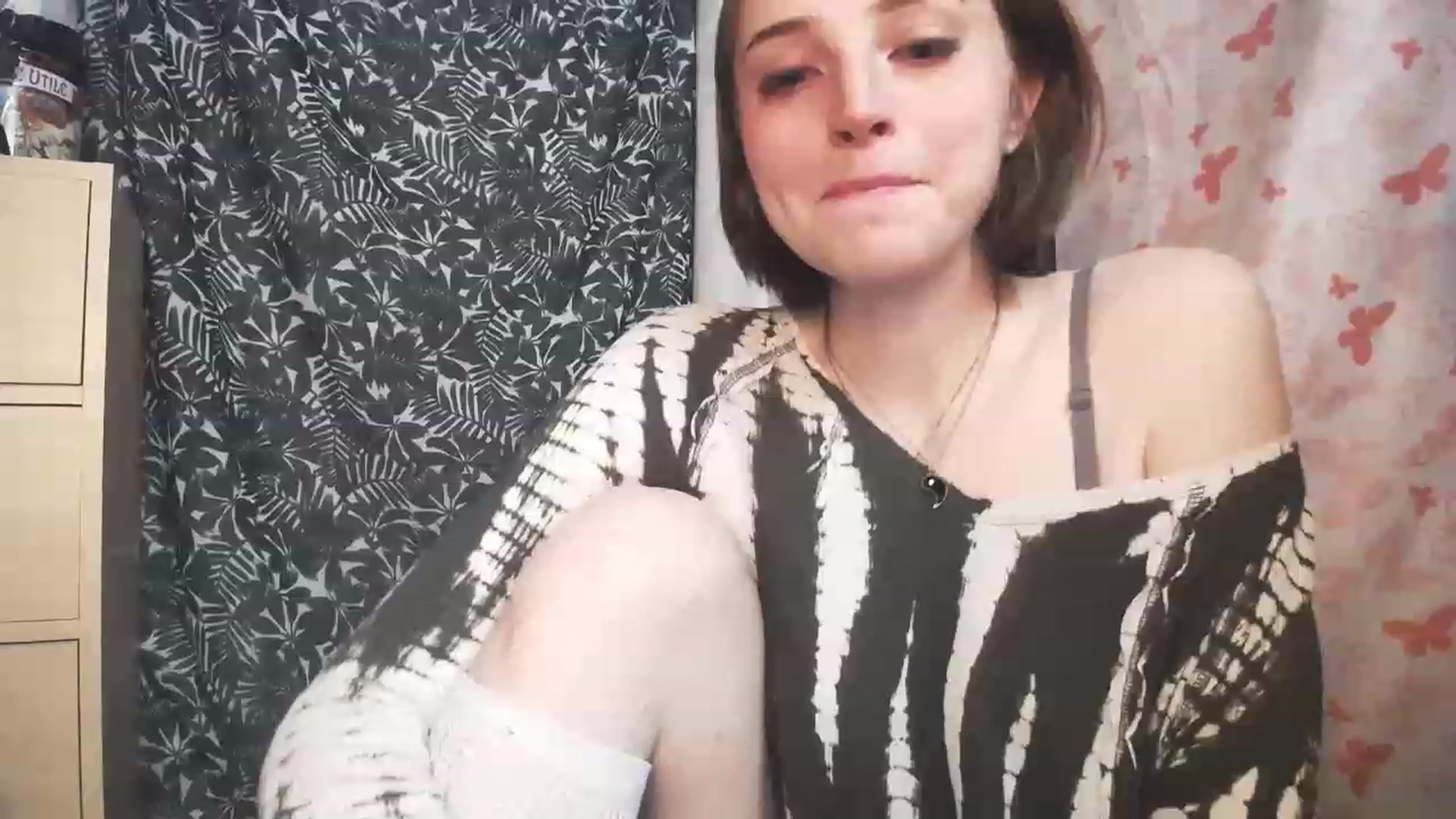 Gallery image thumbnail from kirbyfae's myfreecams stream on, 06/24/2023, 09:27 image 11 of 20