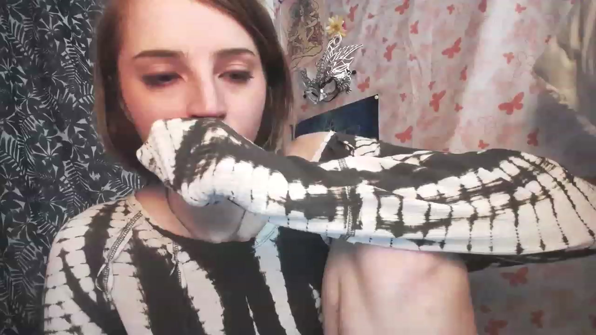 Gallery image thumbnail from kirbyfae's myfreecams stream on, 06/24/2023, 09:27 image 15 of 20